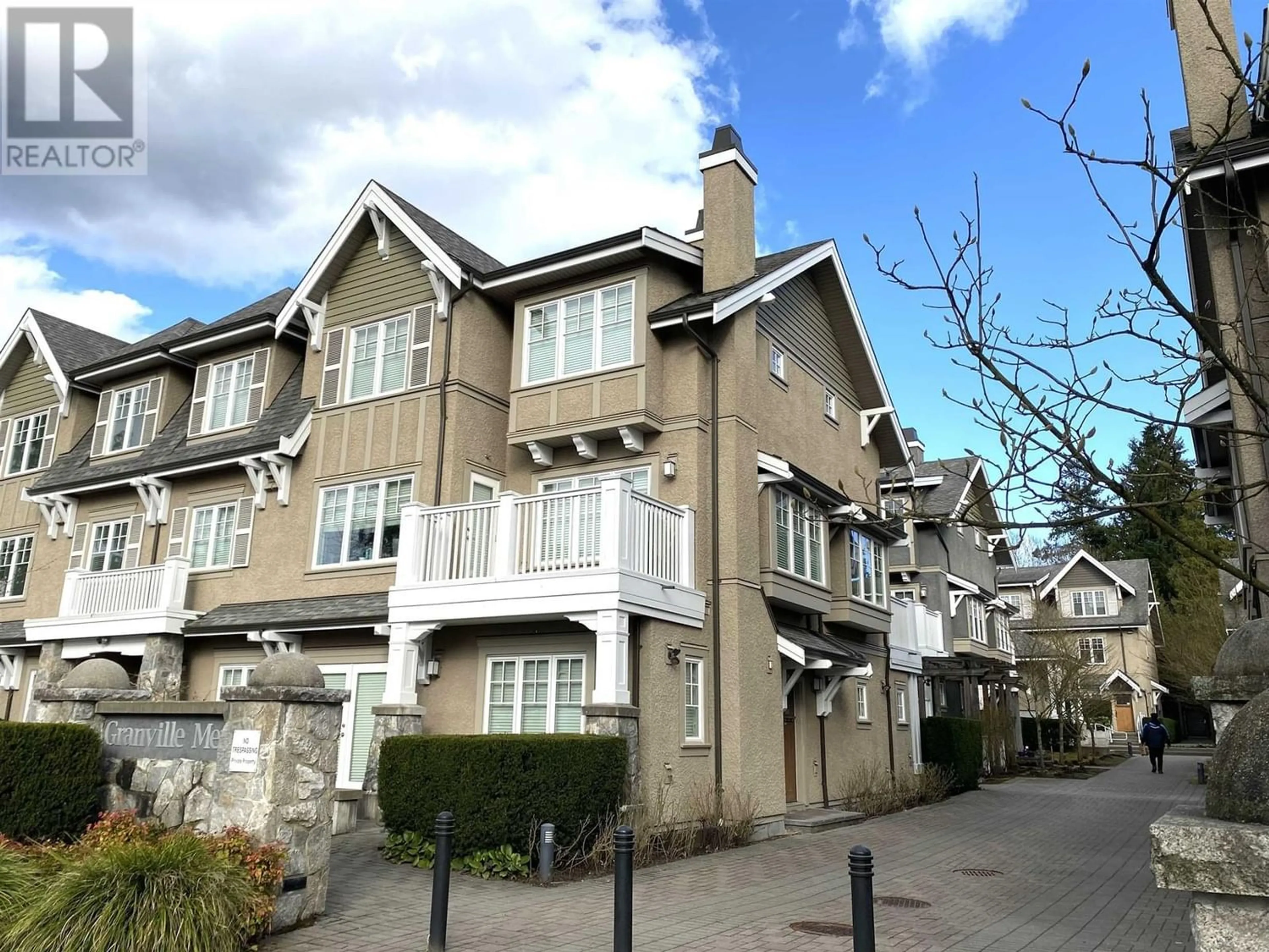 A pic from exterior of the house or condo for 1461 TILNEY MEWS, Vancouver British Columbia V6P0B1