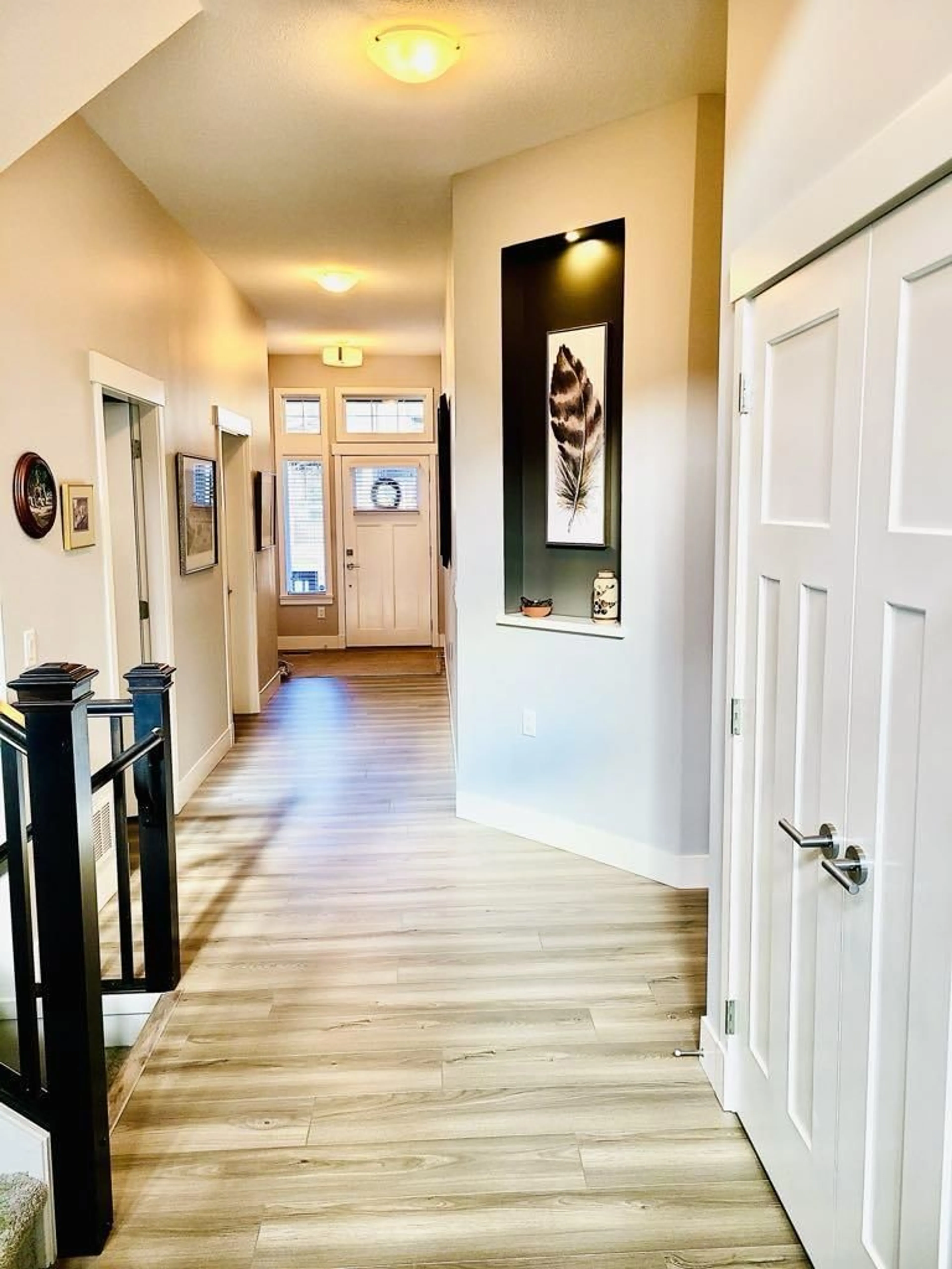 Indoor entryway for 20432 83B AVENUE, Langley British Columbia V2Y0R6