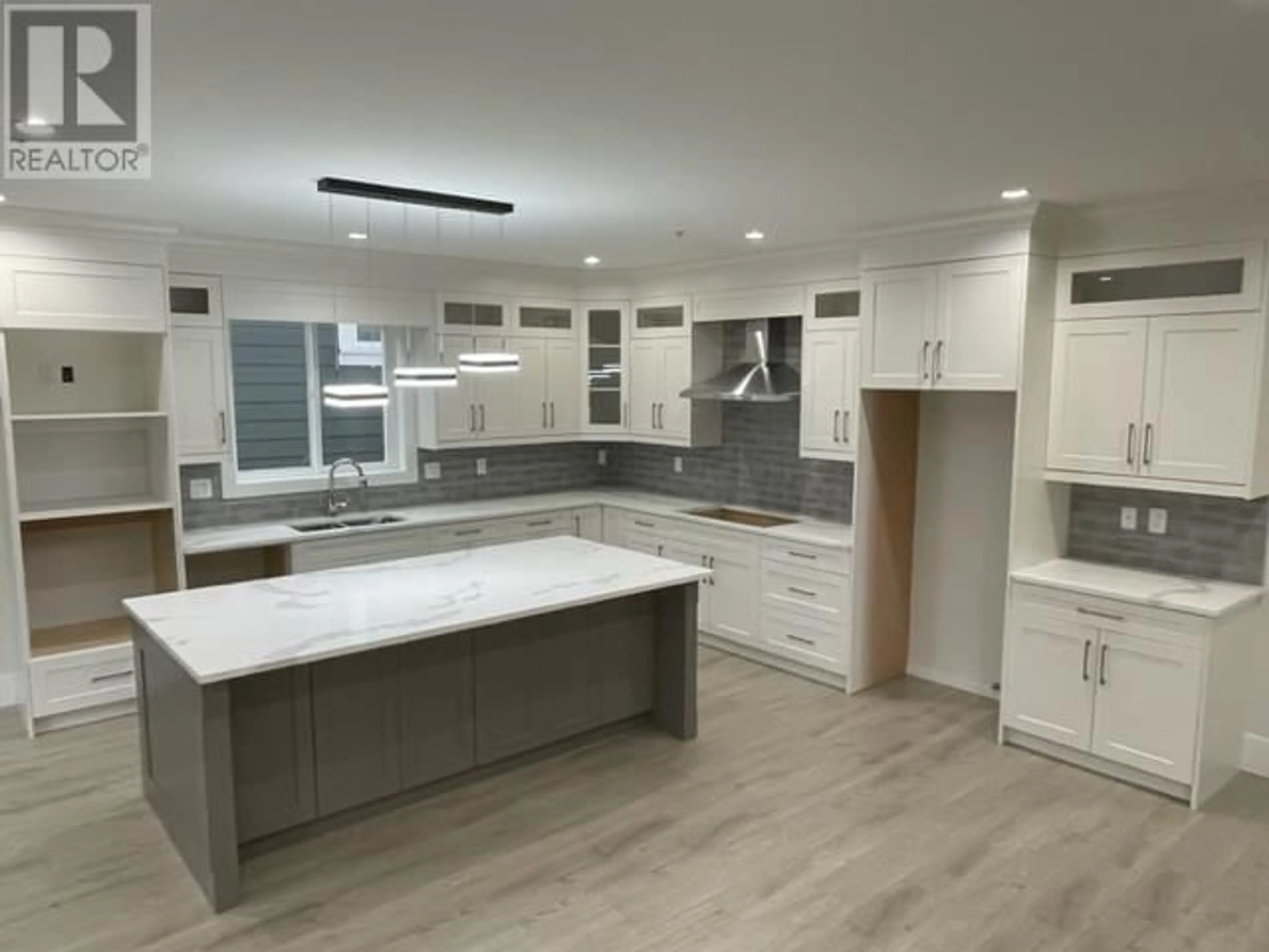 Contemporary kitchen for 13620 BLANEY ROAD, Maple Ridge British Columbia V4R0H1