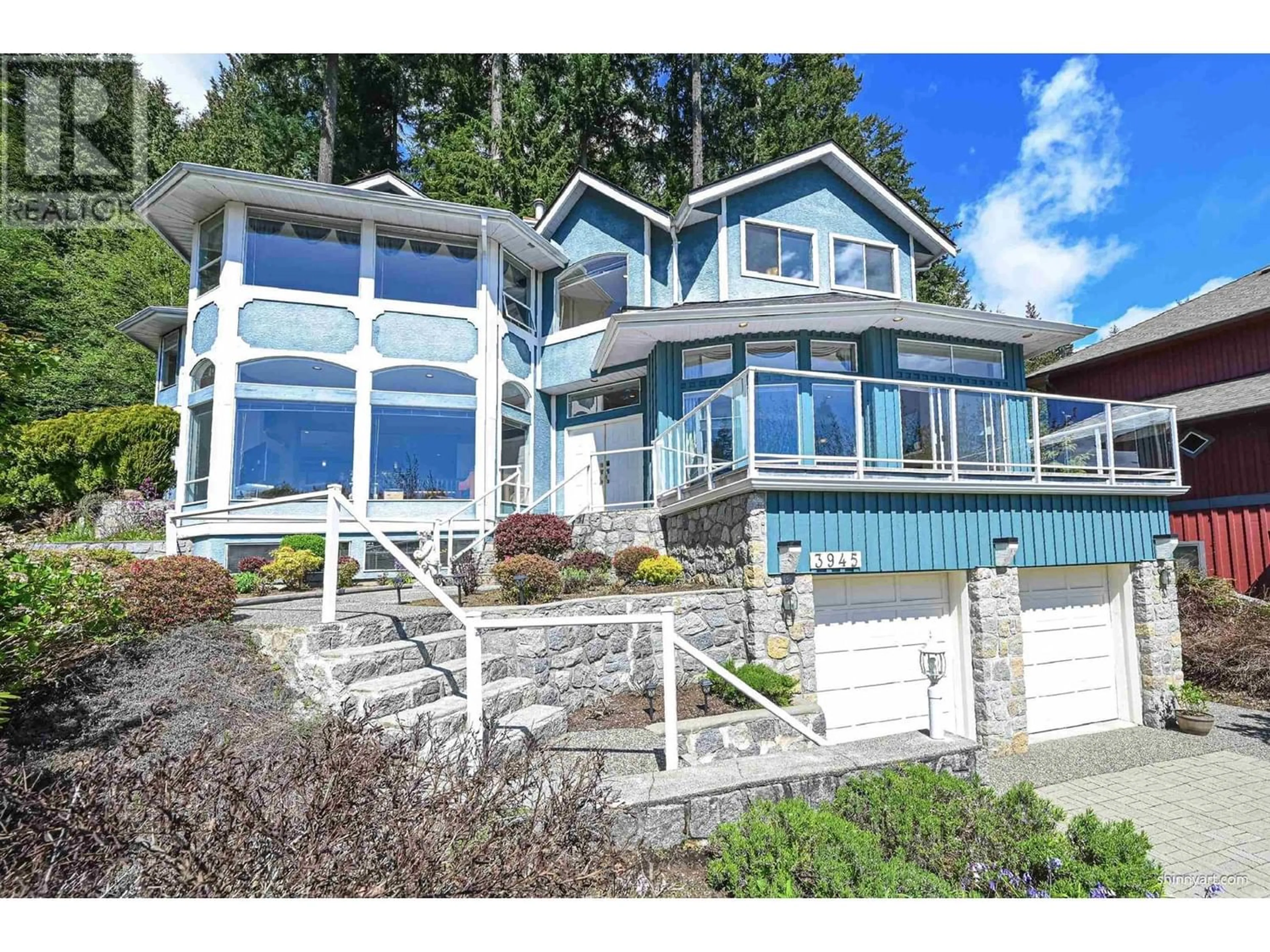 Frontside or backside of a home for 3945 BRAEMAR PLACE, North Vancouver British Columbia V7N4M8