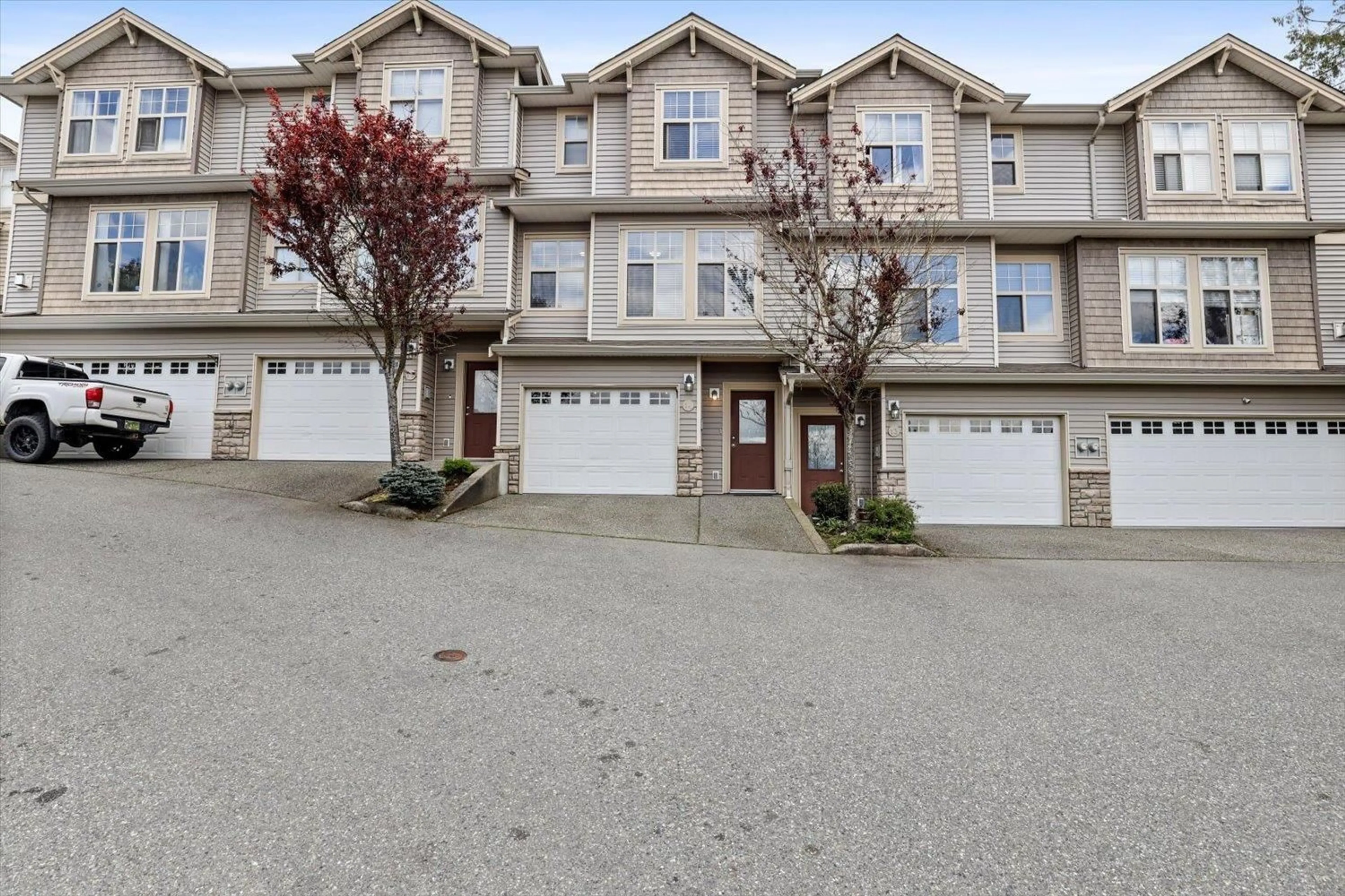 A pic from exterior of the house or condo for 14 46858 RUSSELL ROAD, Chilliwack British Columbia V2R5T3