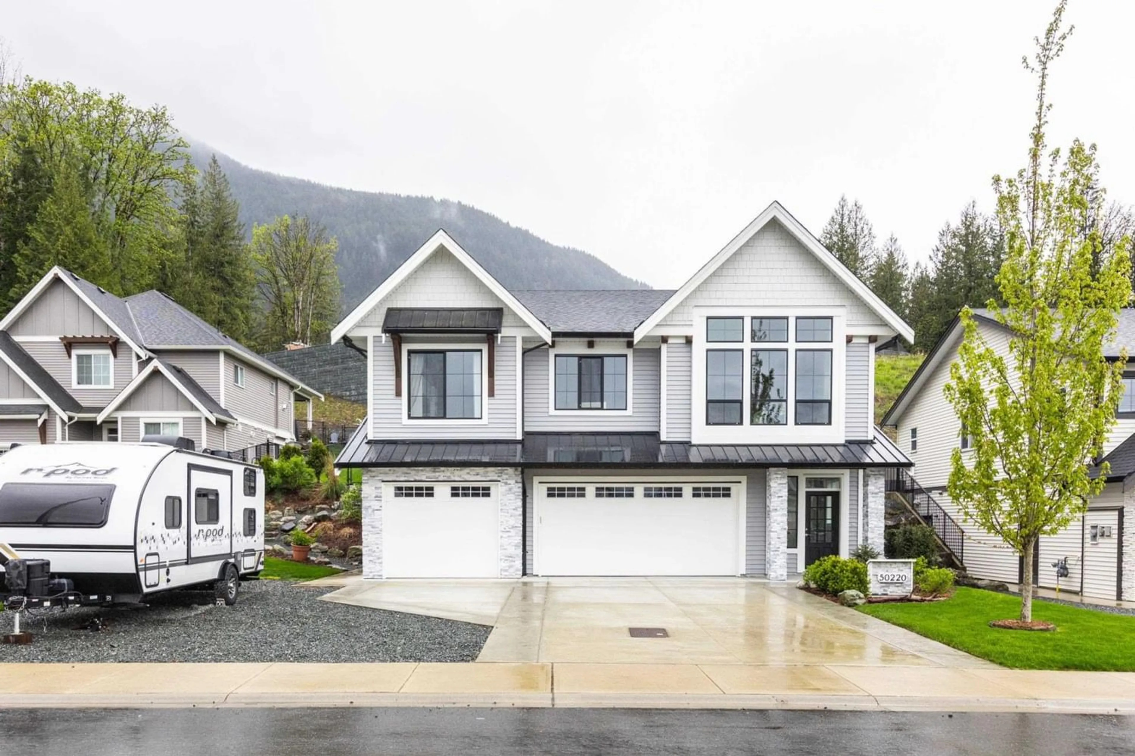 A pic from exterior of the house or condo for 50220 KENSINGTON DRIVE, Chilliwack British Columbia V4Z1J5