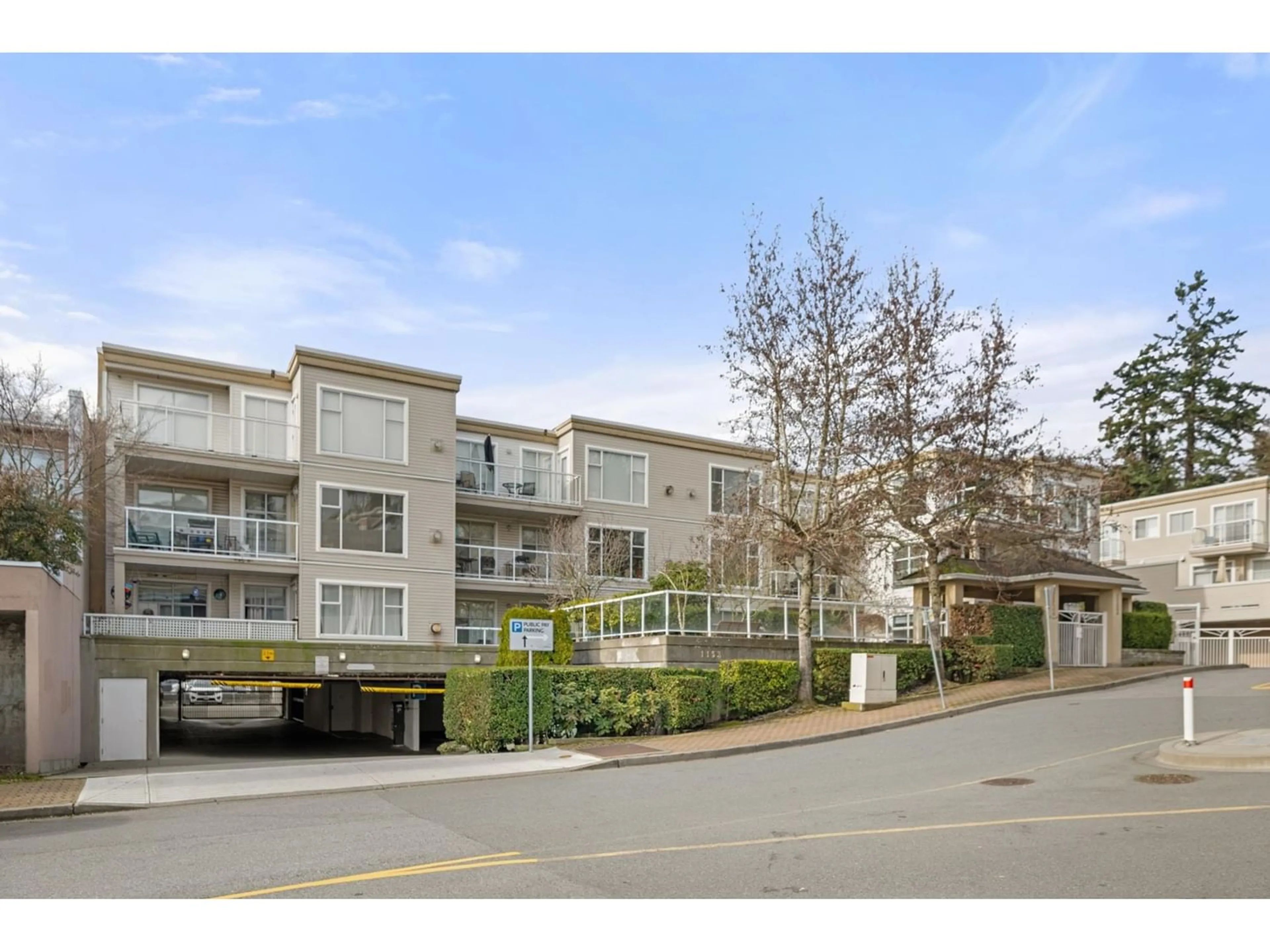 A pic from exterior of the house or condo for 107 1153 VIDAL STREET, White Rock British Columbia V4B3T4