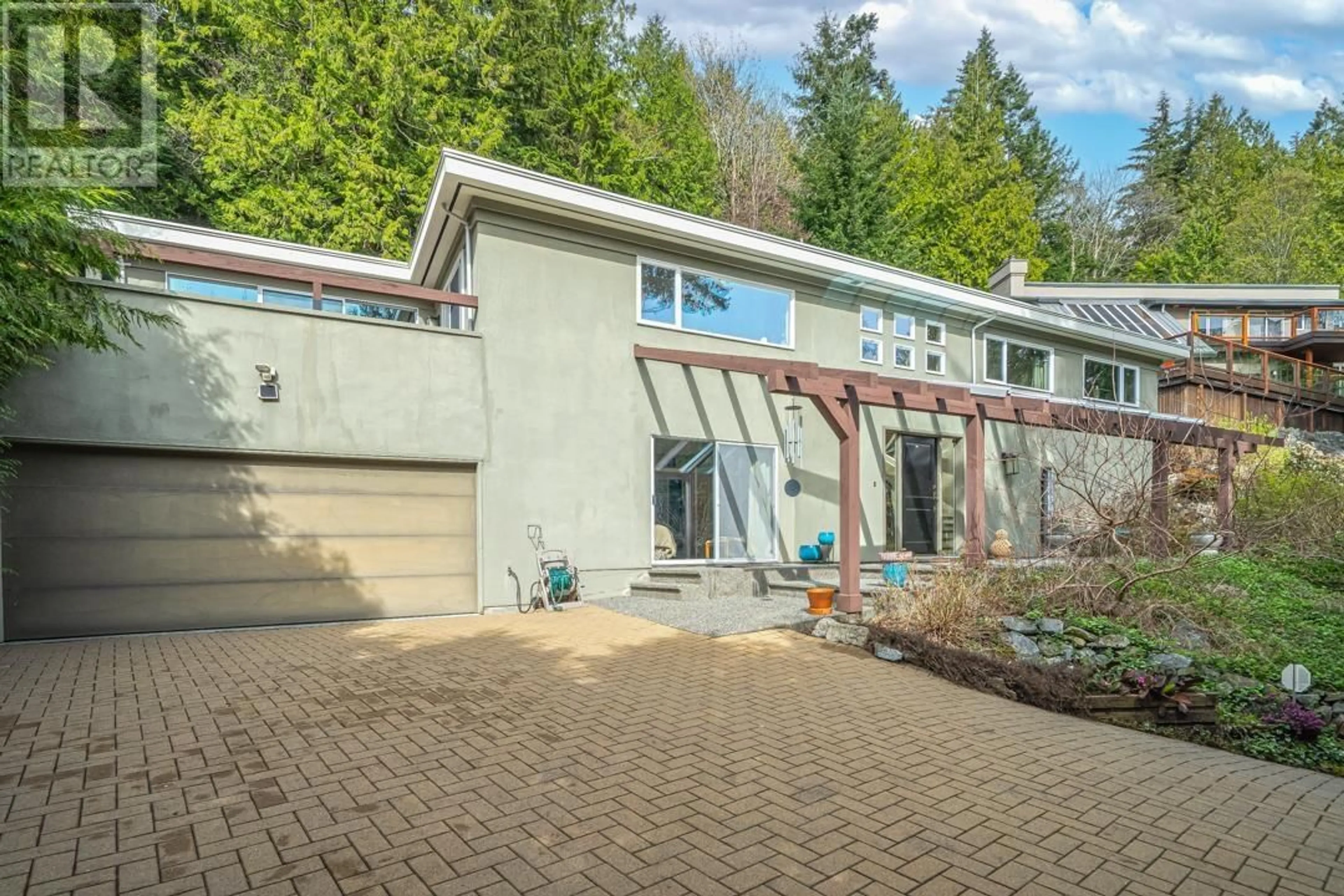 Outside view for 6945 MARINE DRIVE, West Vancouver British Columbia V7W2T4