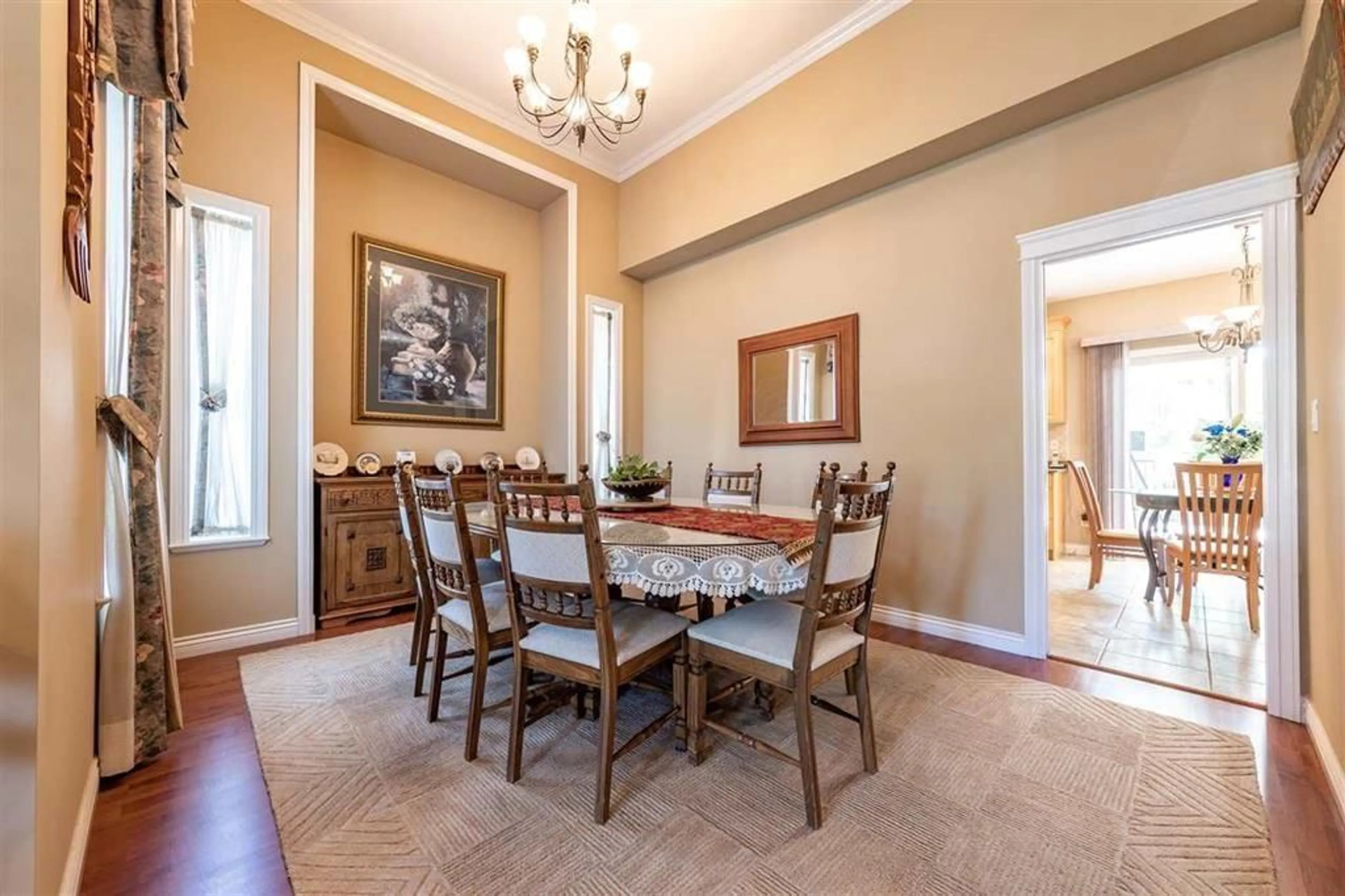 Dining room for 15293 83B AVENUE, Surrey British Columbia V3S8M8