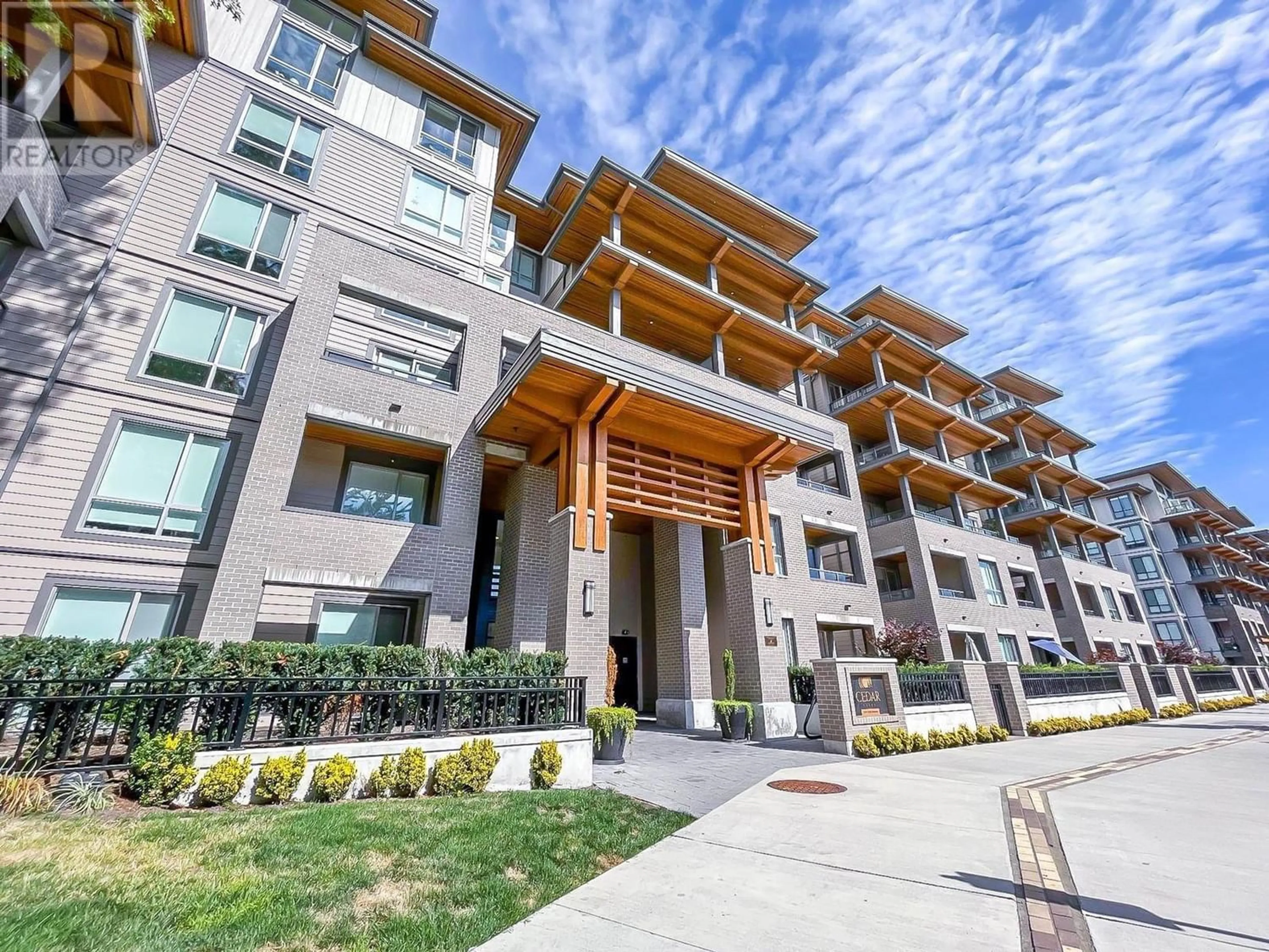 A pic from exterior of the house or condo for 321 7599 15TH STREET, Burnaby British Columbia V3N0H9
