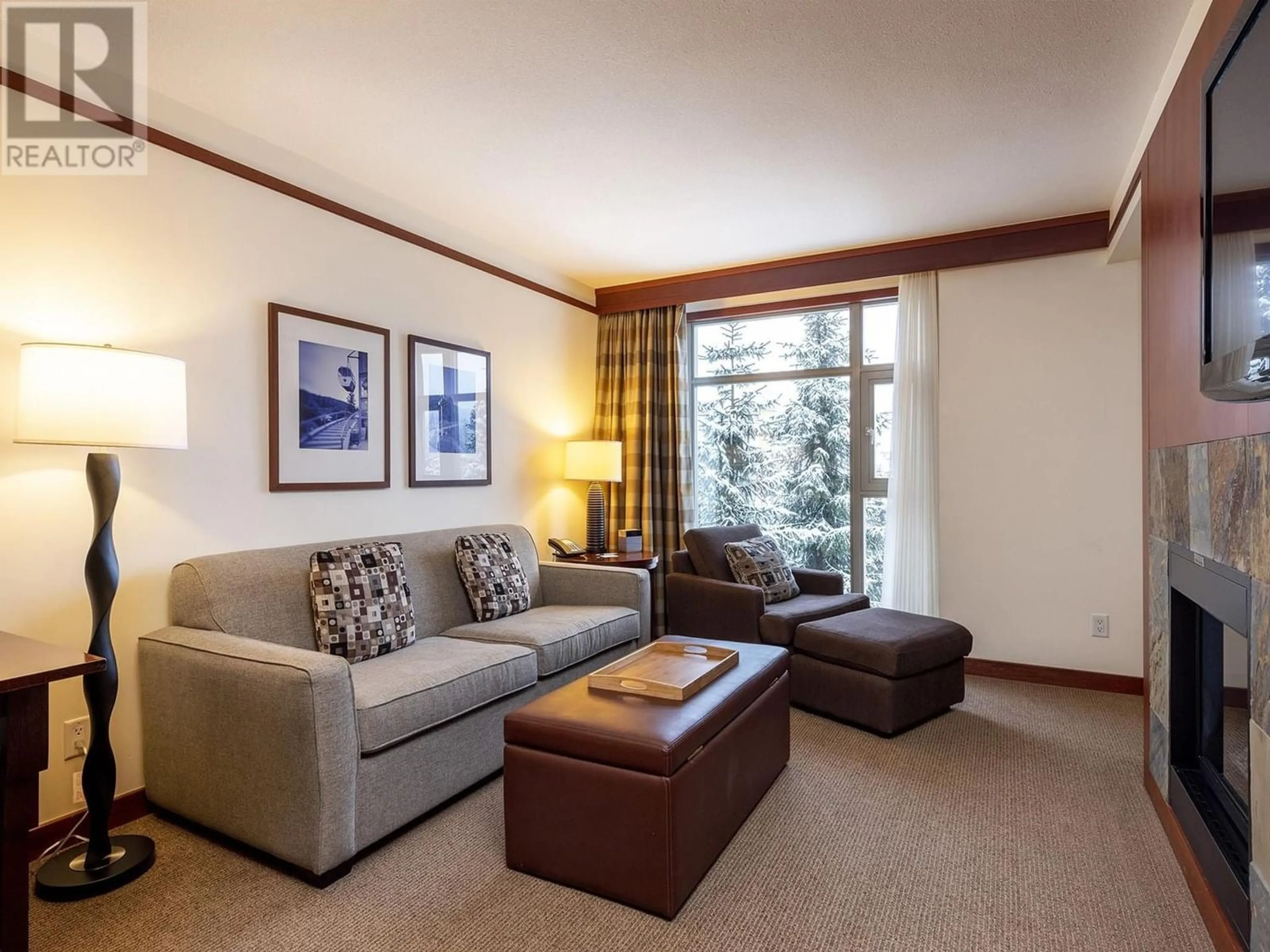 Living room for 5504 4299 BLACKCOMB WAY, Whistler British Columbia V8E0X3