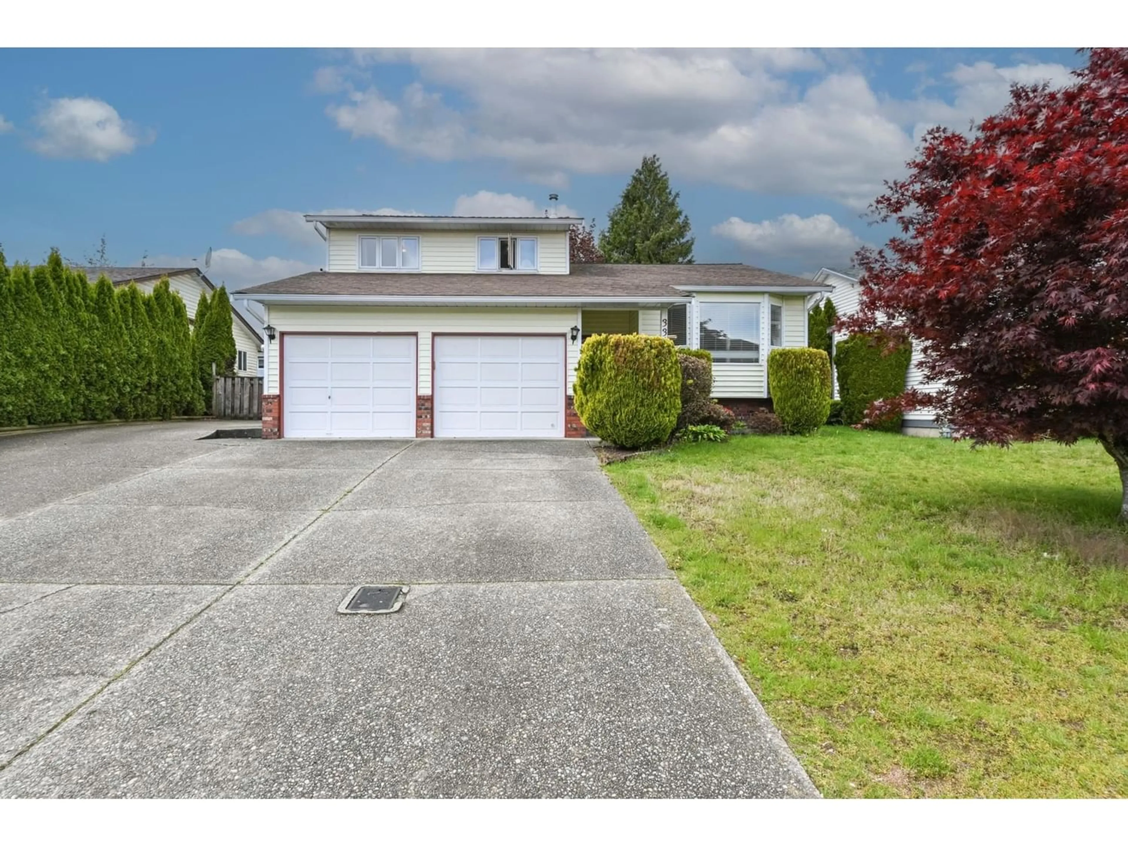 Frontside or backside of a home for 3367 HEDLEY STREET, Abbotsford British Columbia V2T5C1