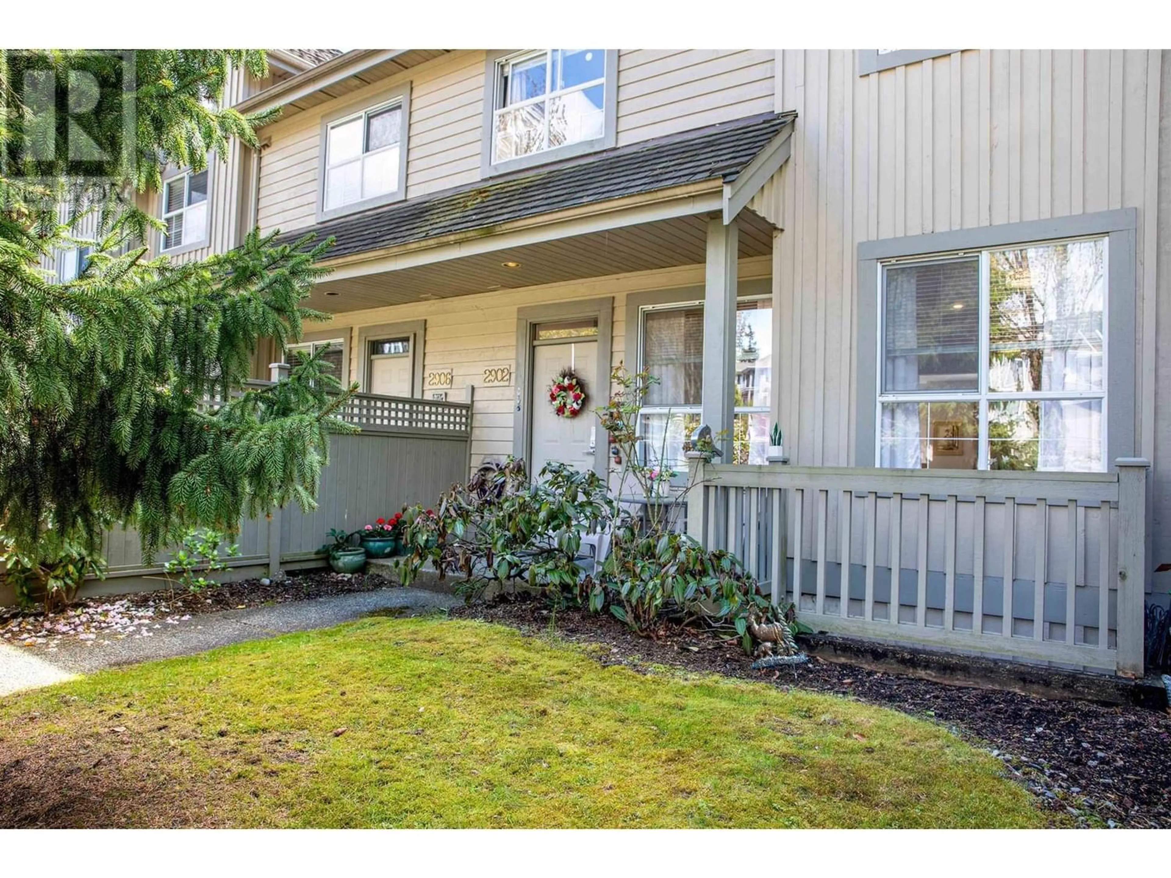 Dining room for 2902 PANORAMA DRIVE, Coquitlam British Columbia V3E3B4