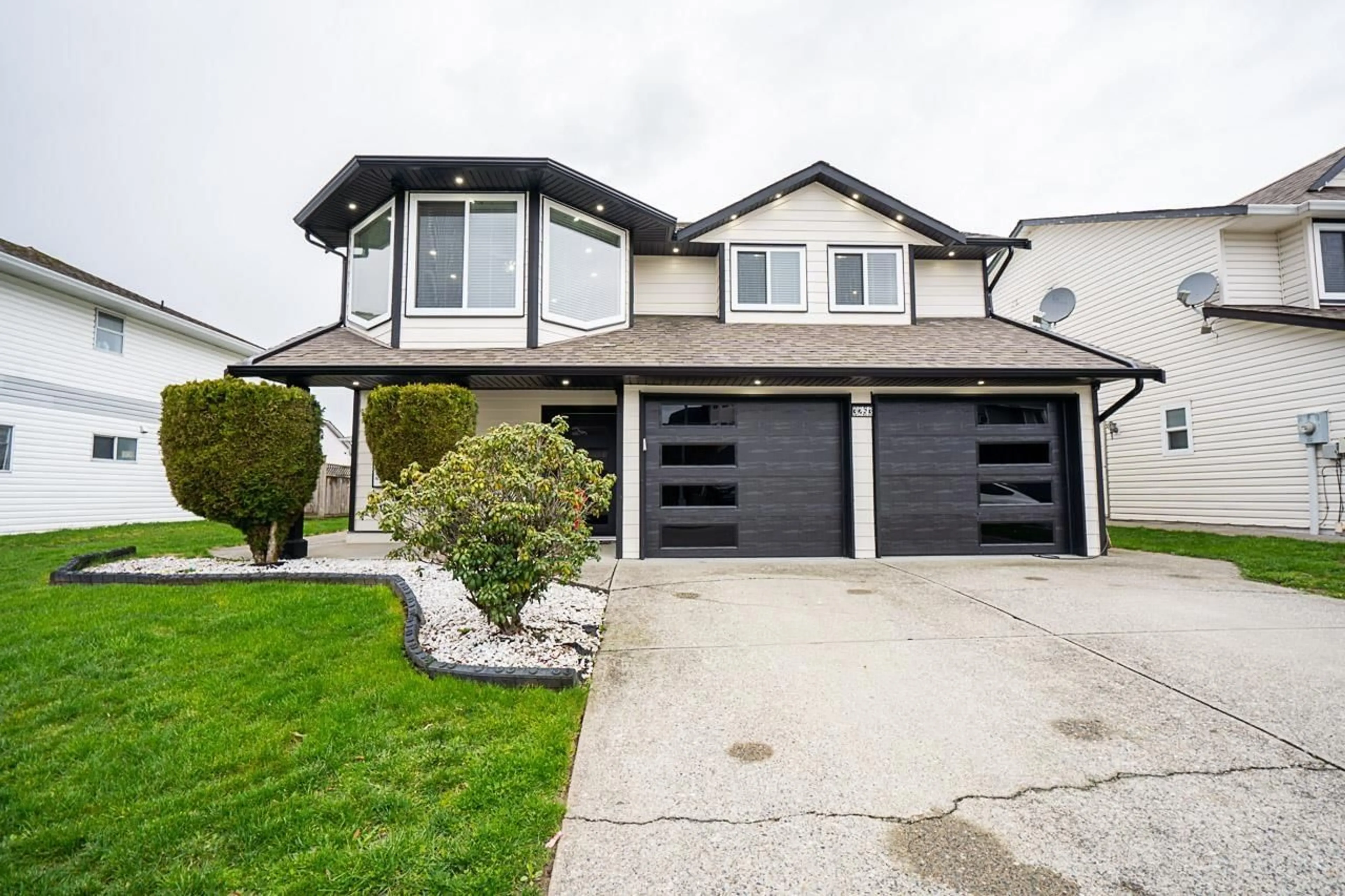 Frontside or backside of a home for 3263 WAGNER DRIVE, Abbotsford British Columbia V2T5E9