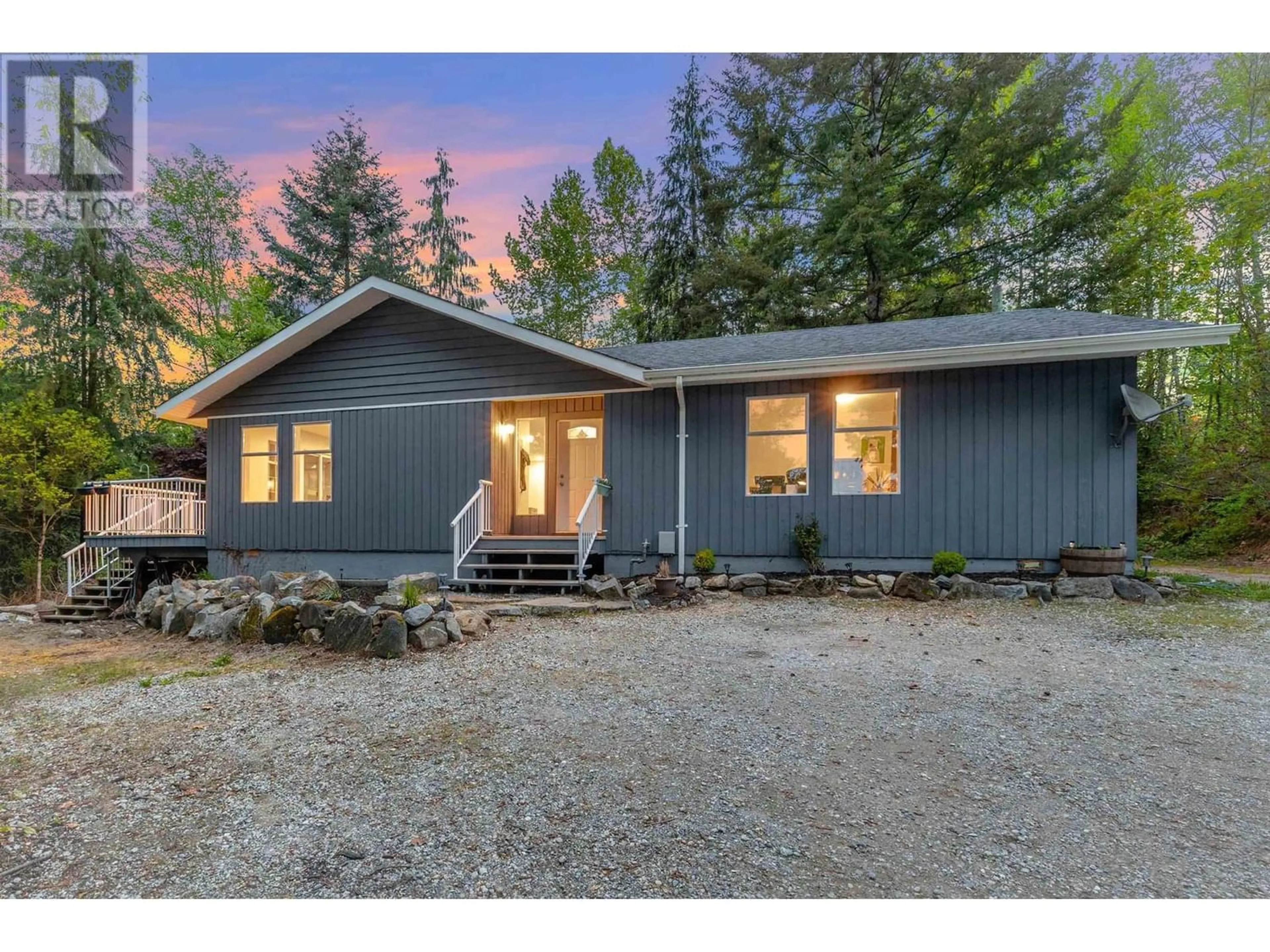 Cottage for 28511 104 AVENUE, Maple Ridge British Columbia V2W1L5