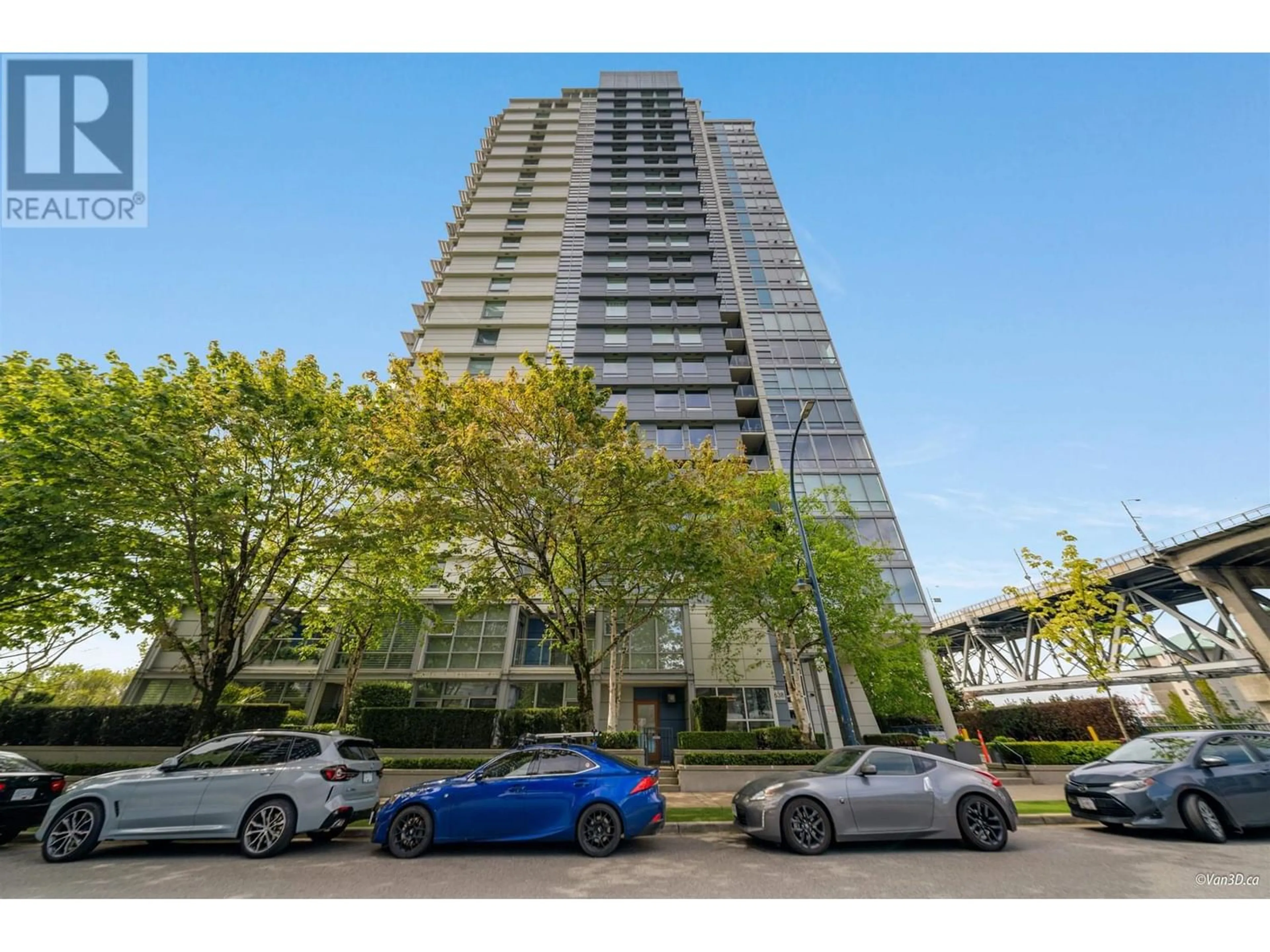 A pic from exterior of the house or condo for 606 638 BEACH CRESCENT, Vancouver British Columbia V6Z3H4