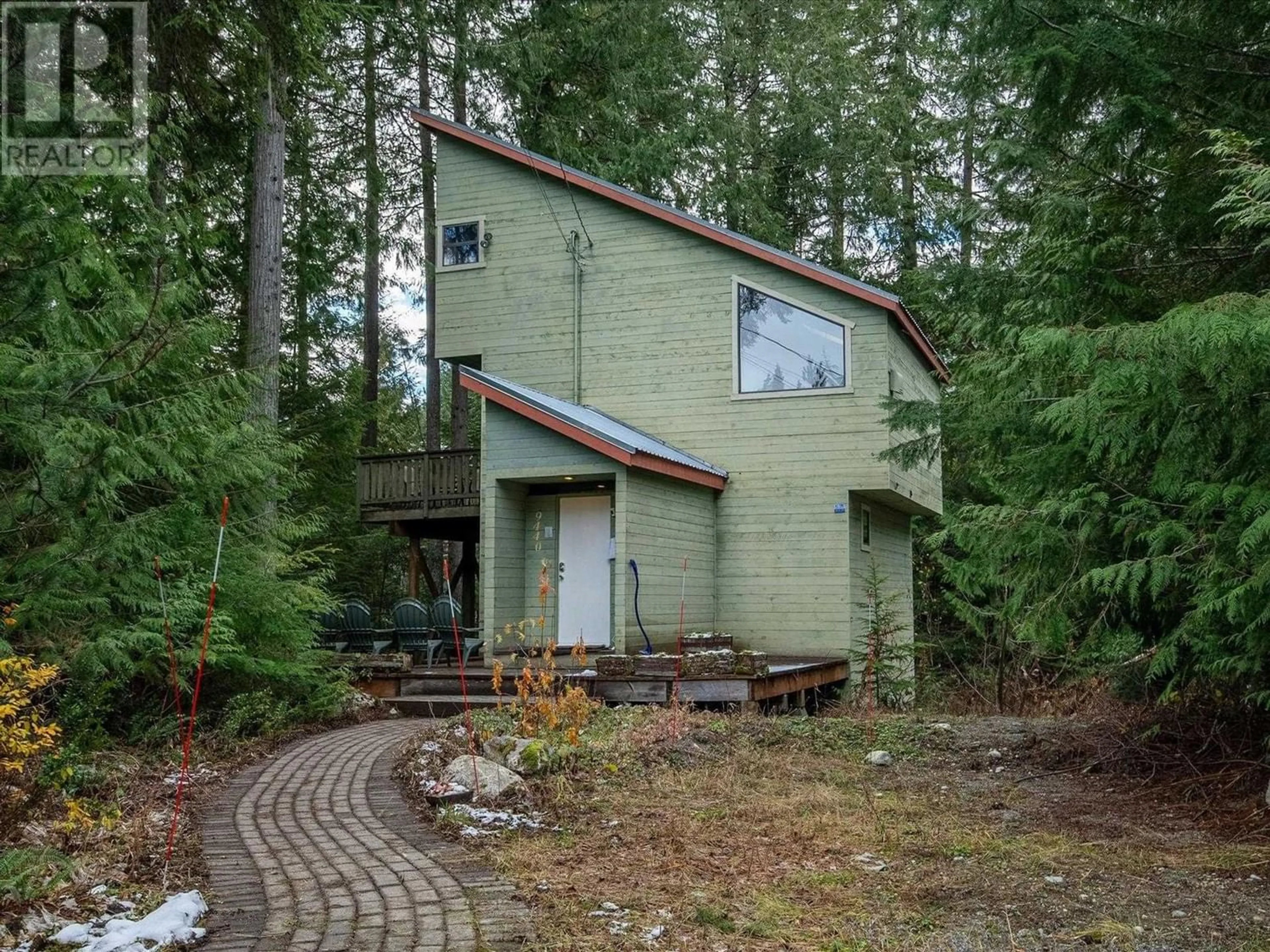 Frontside or backside of a home for 9440 DEERHORN PLACE, Whistler British Columbia V8E0G5