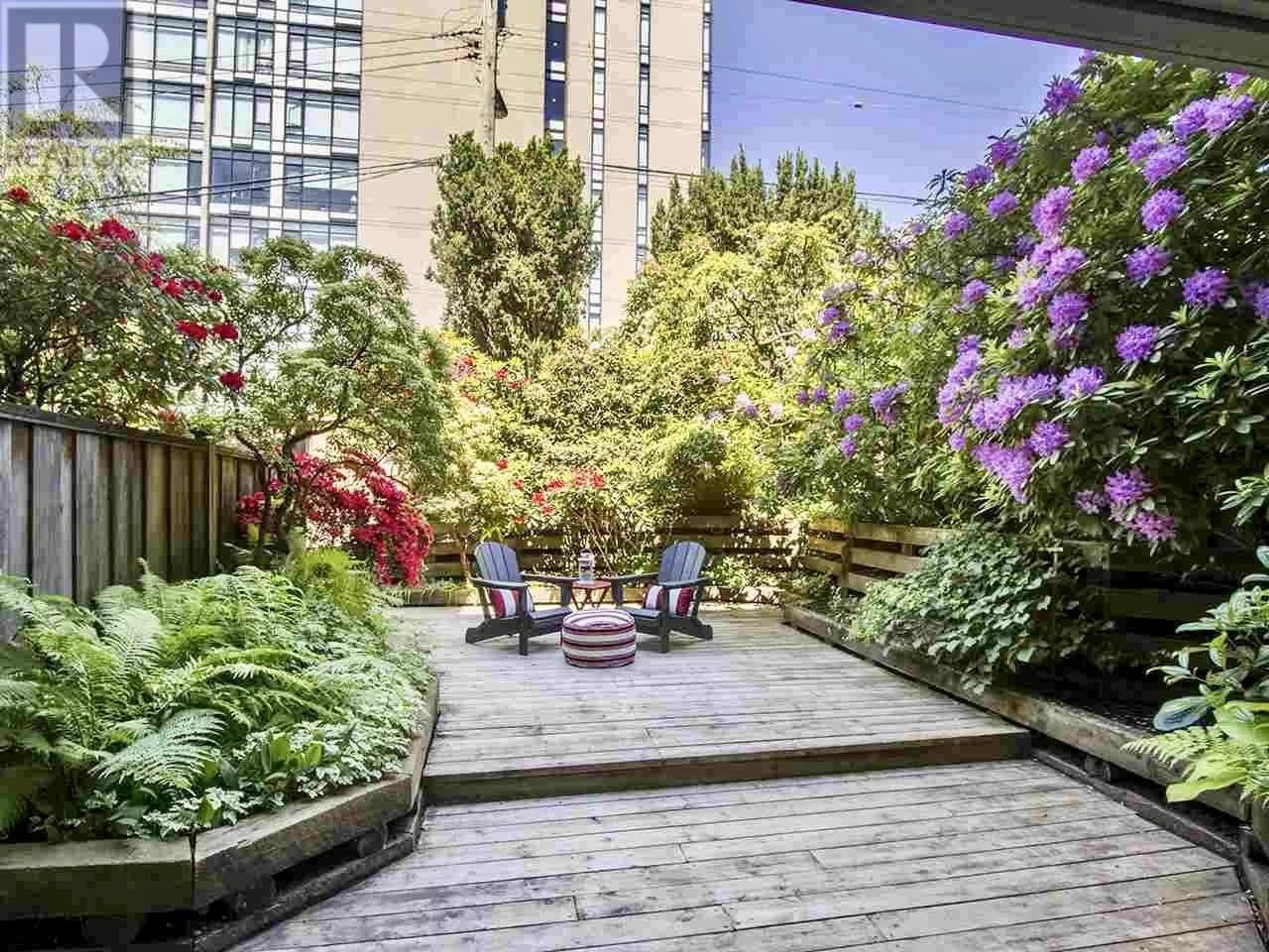 Patio for 114 1405 W 15TH AVENUE, Vancouver British Columbia V6H3R2