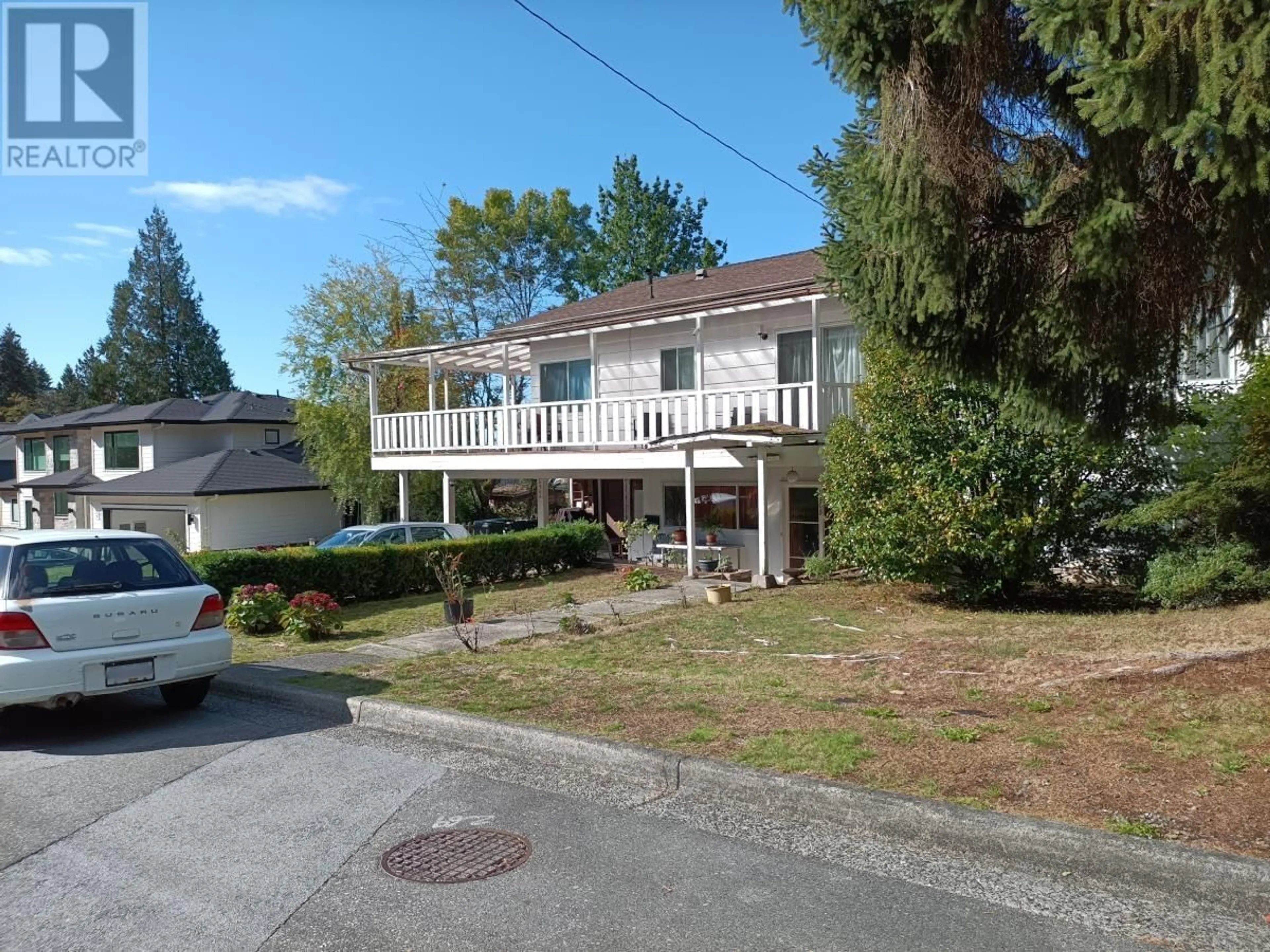 A pic from outside/outdoor area/front of a property/back of a property/a pic from drone, street for 3965 TRENTON PLACE, North Vancouver British Columbia V7R3G6