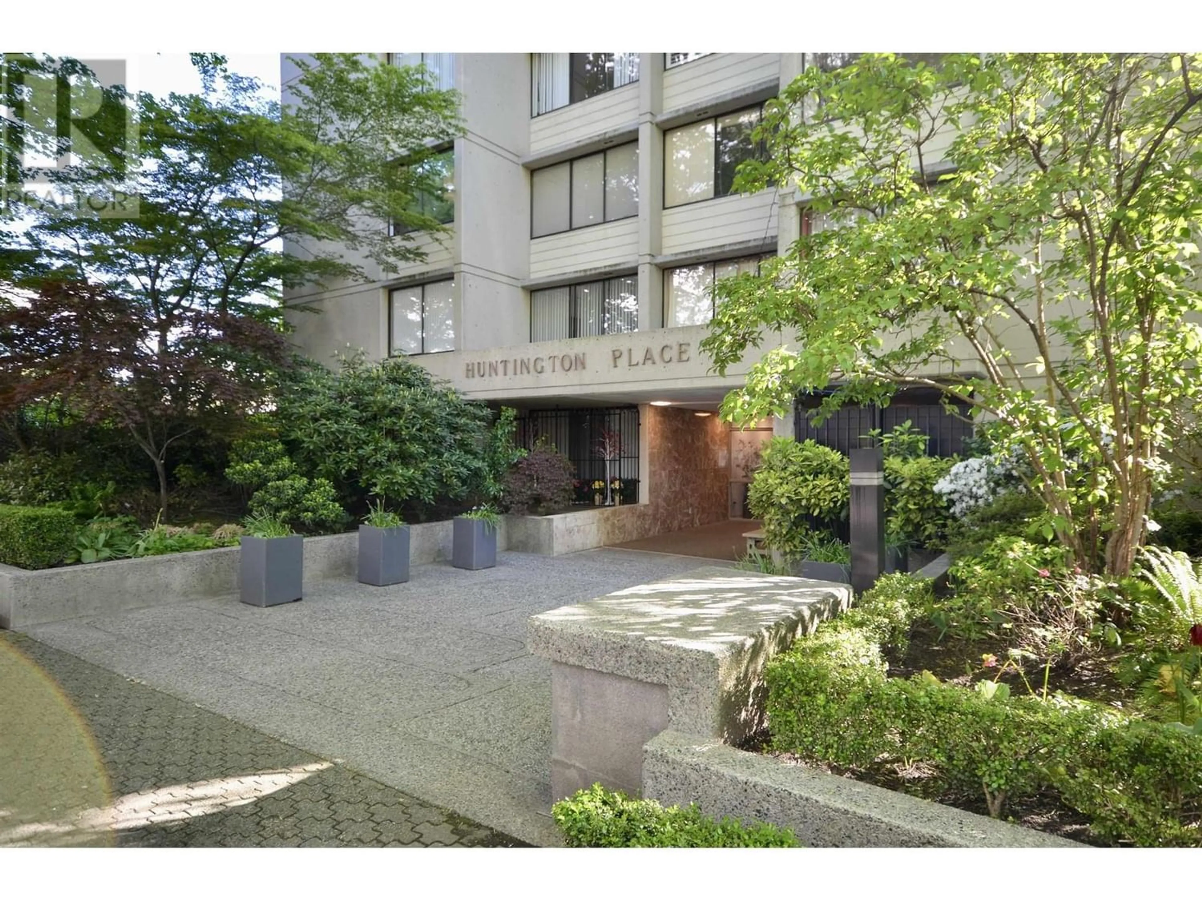 A pic from exterior of the house or condo for 1105 1816 HARO STREET, Vancouver British Columbia V6G2Y7