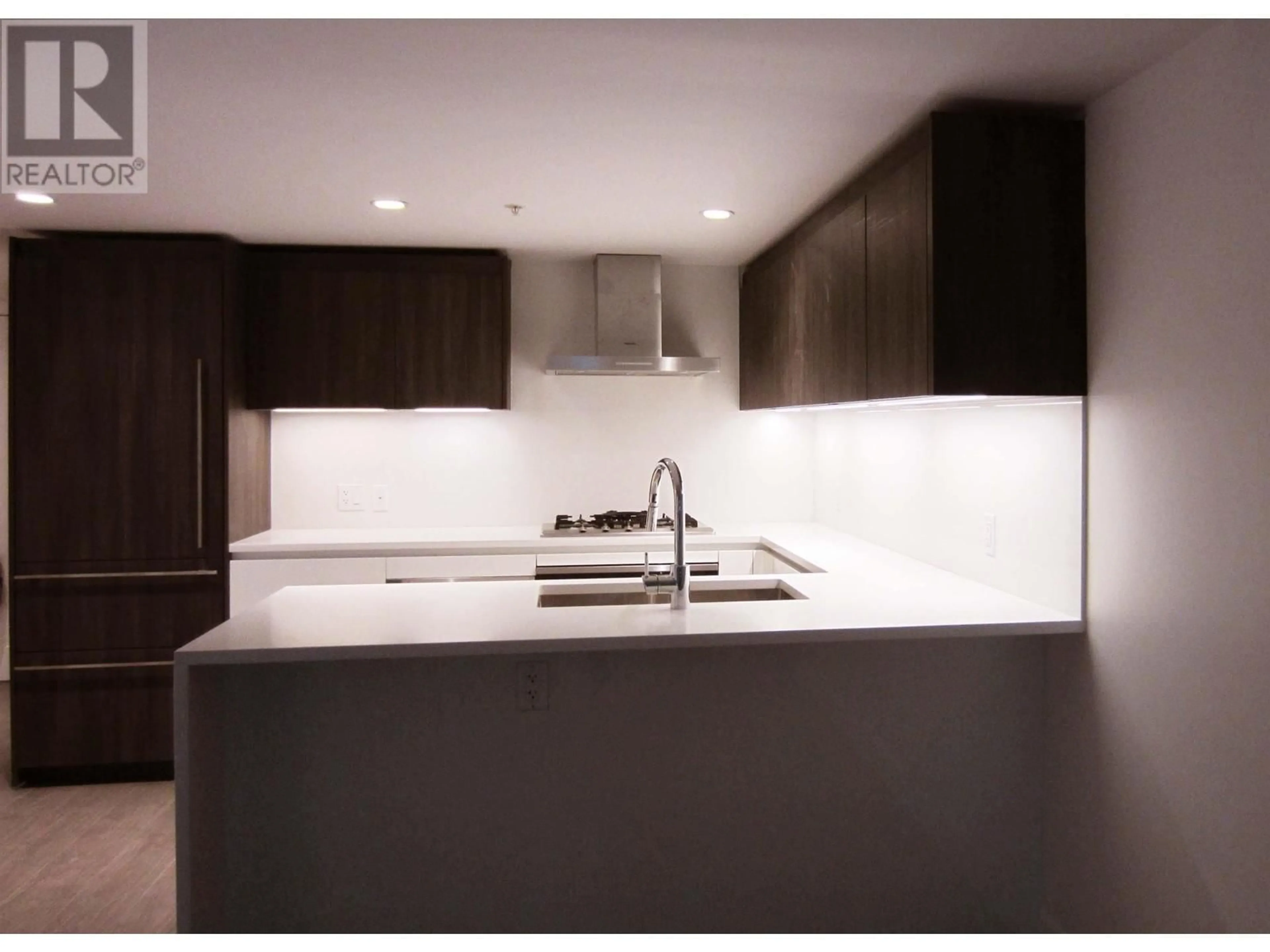 Unknown for 704 - 6320 NO. 3 ROAD, Richmond British Columbia V6Y0L5