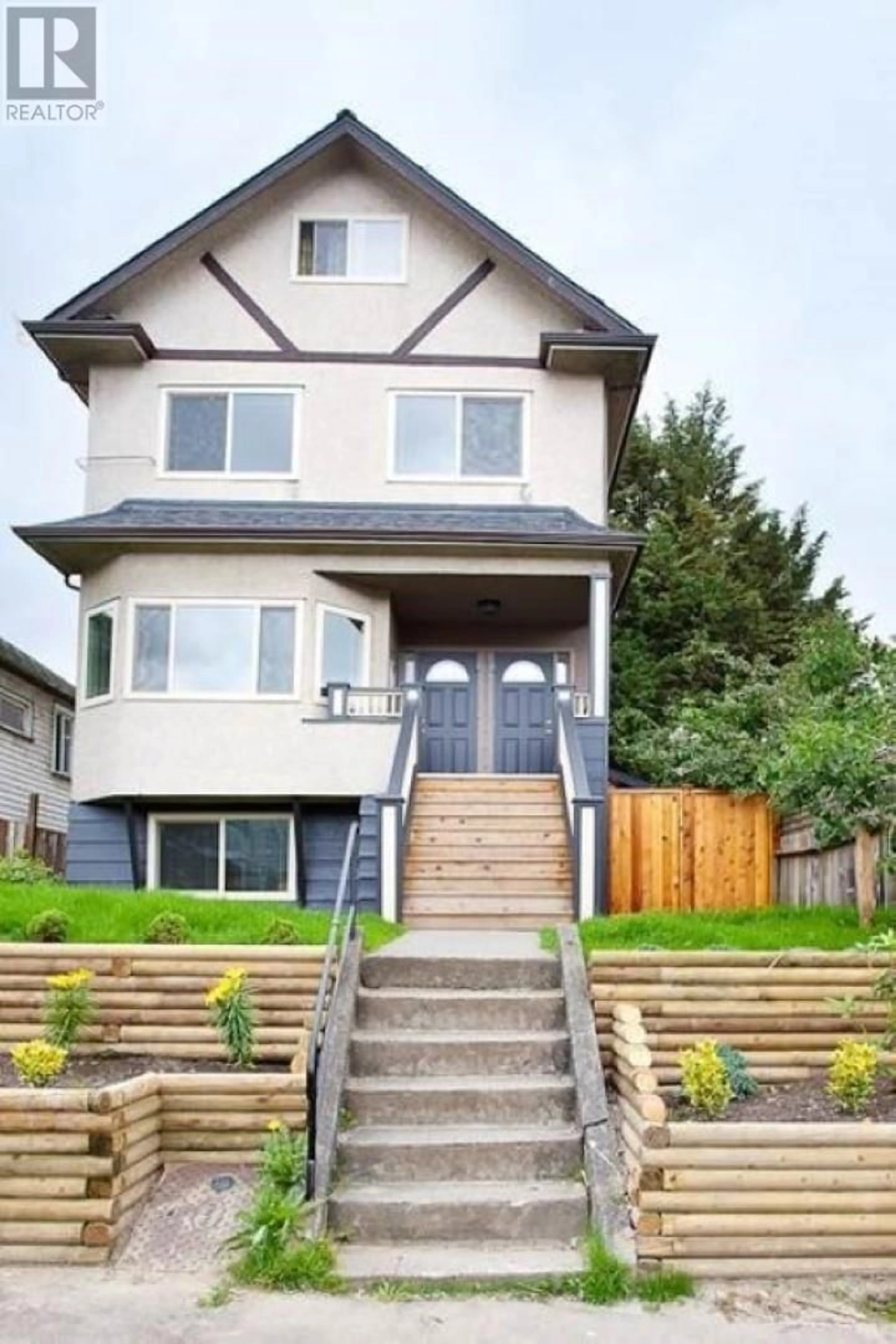 Frontside or backside of a home for 857 E 8TH AVENUE, Vancouver British Columbia V5T1T6