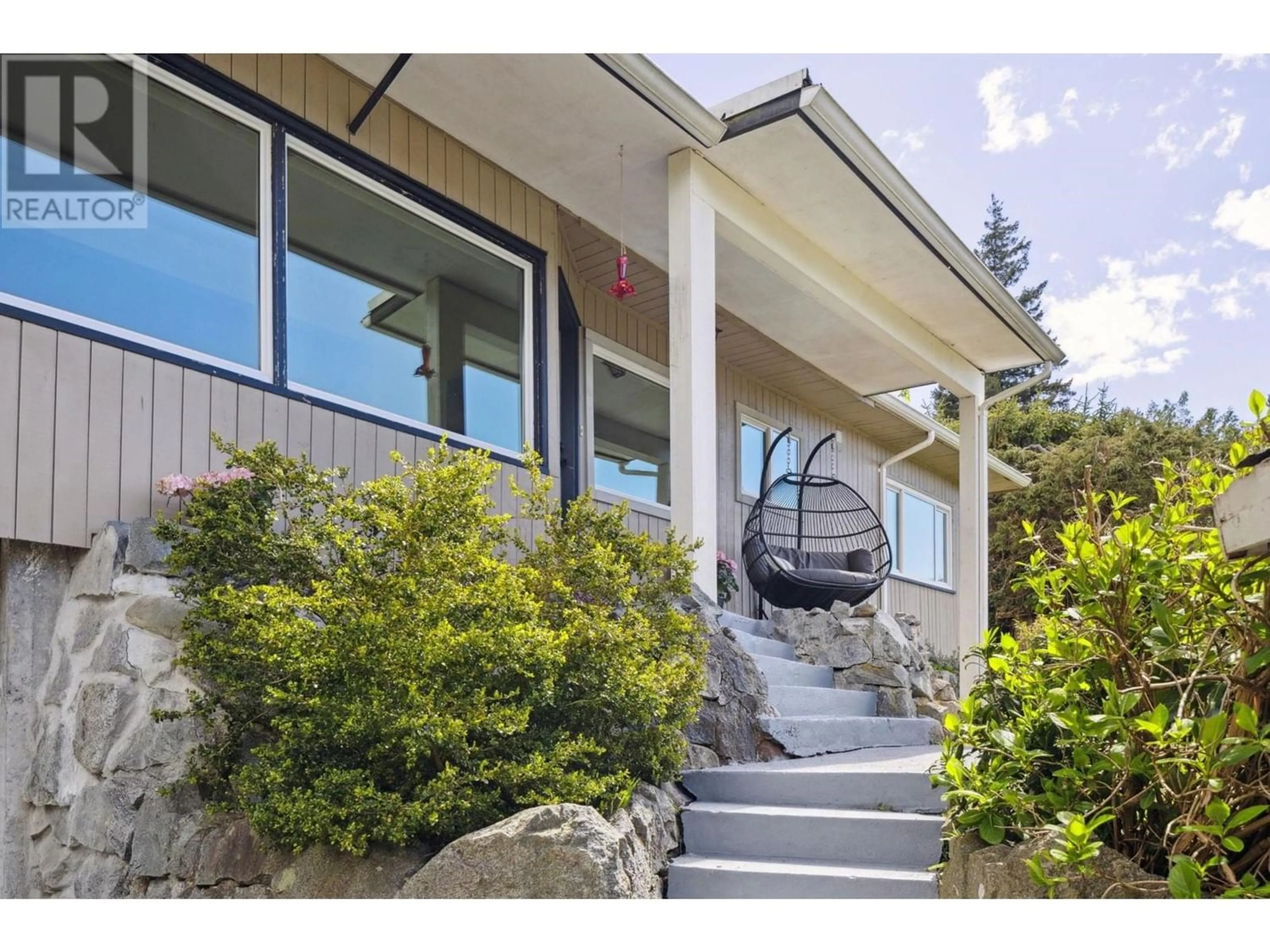 A pic from exterior of the house or condo for 6182 NELSON AVENUE, West Vancouver British Columbia V7W1Z9