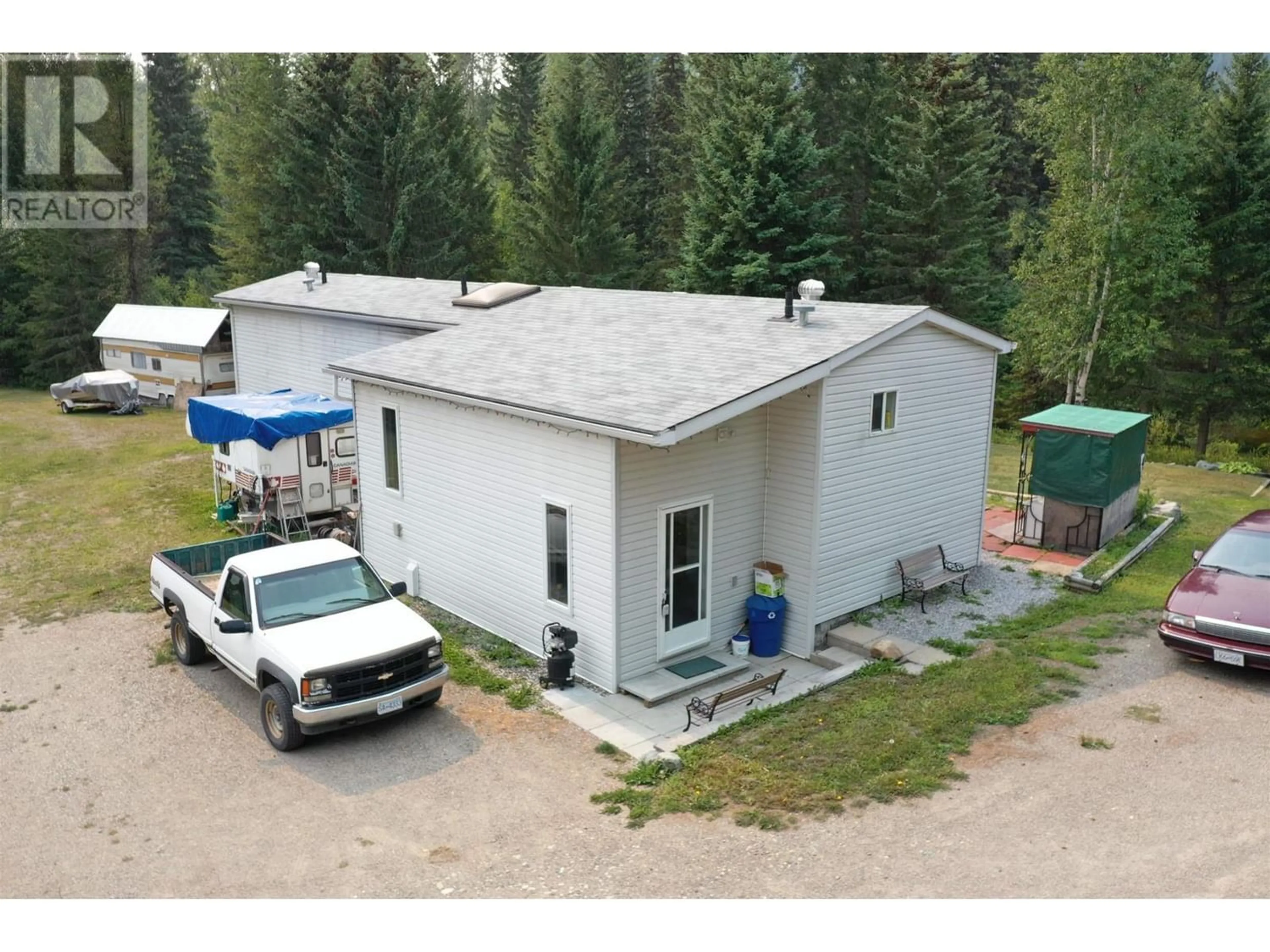 Outside view for 4632 QUESNEL-HYDRAULIC ROAD, Quesnel British Columbia V2J6P8