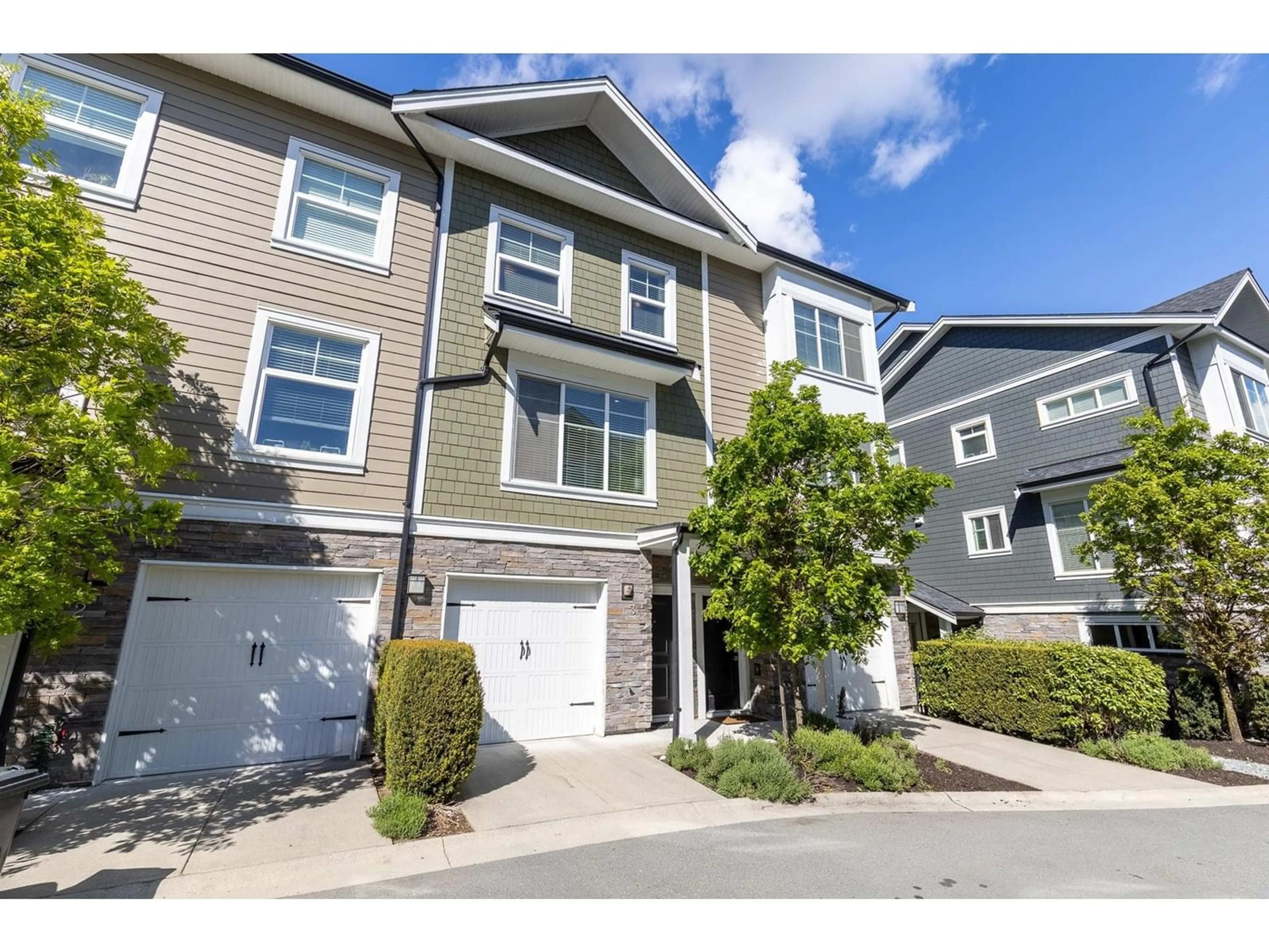 A pic from exterior of the house or condo for 3 21150 76A AVENUE, Langley British Columbia V2Y0V9