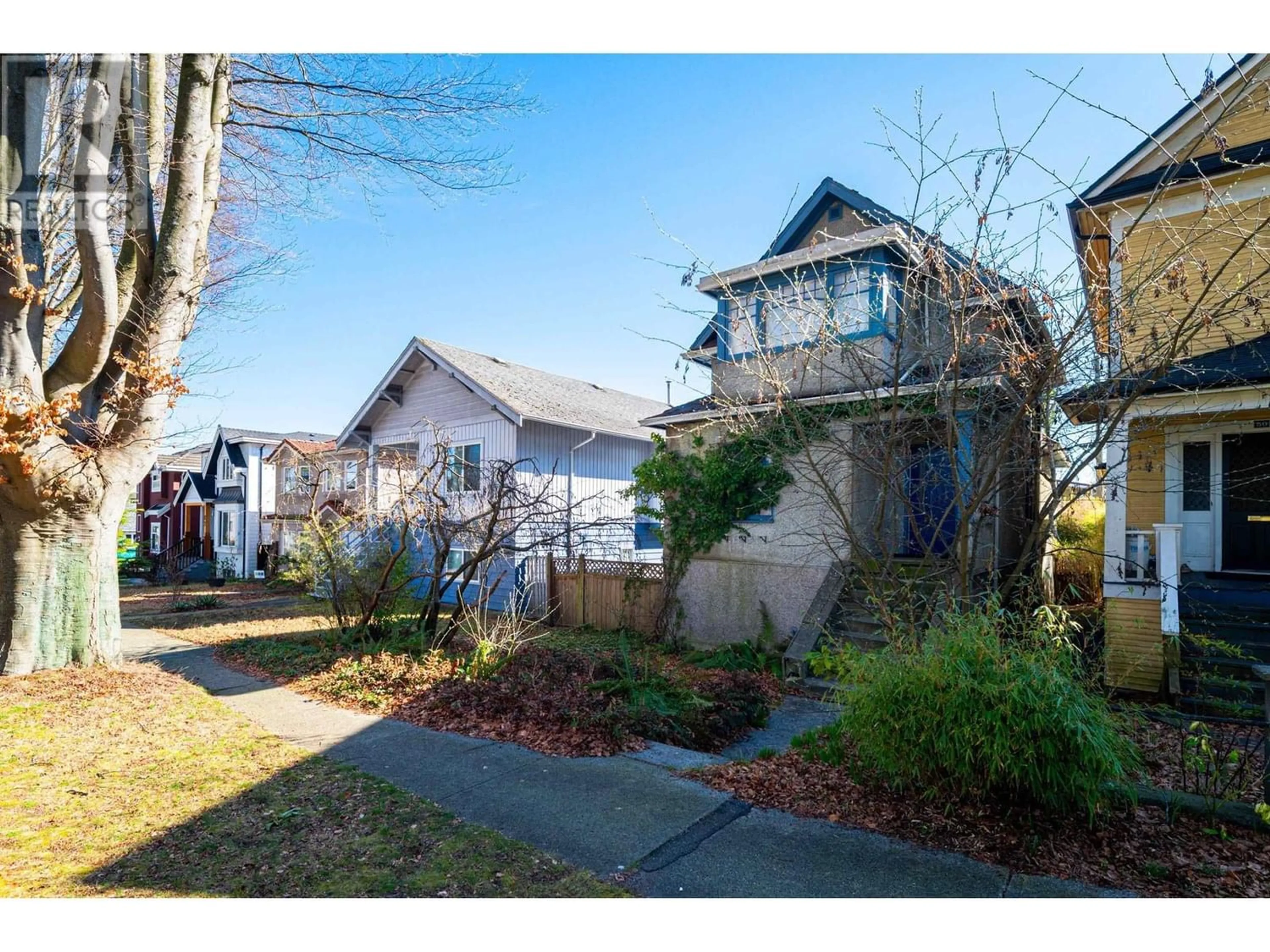 Frontside or backside of a home for 58 E 40TH AVENUE, Vancouver British Columbia V5W1L4