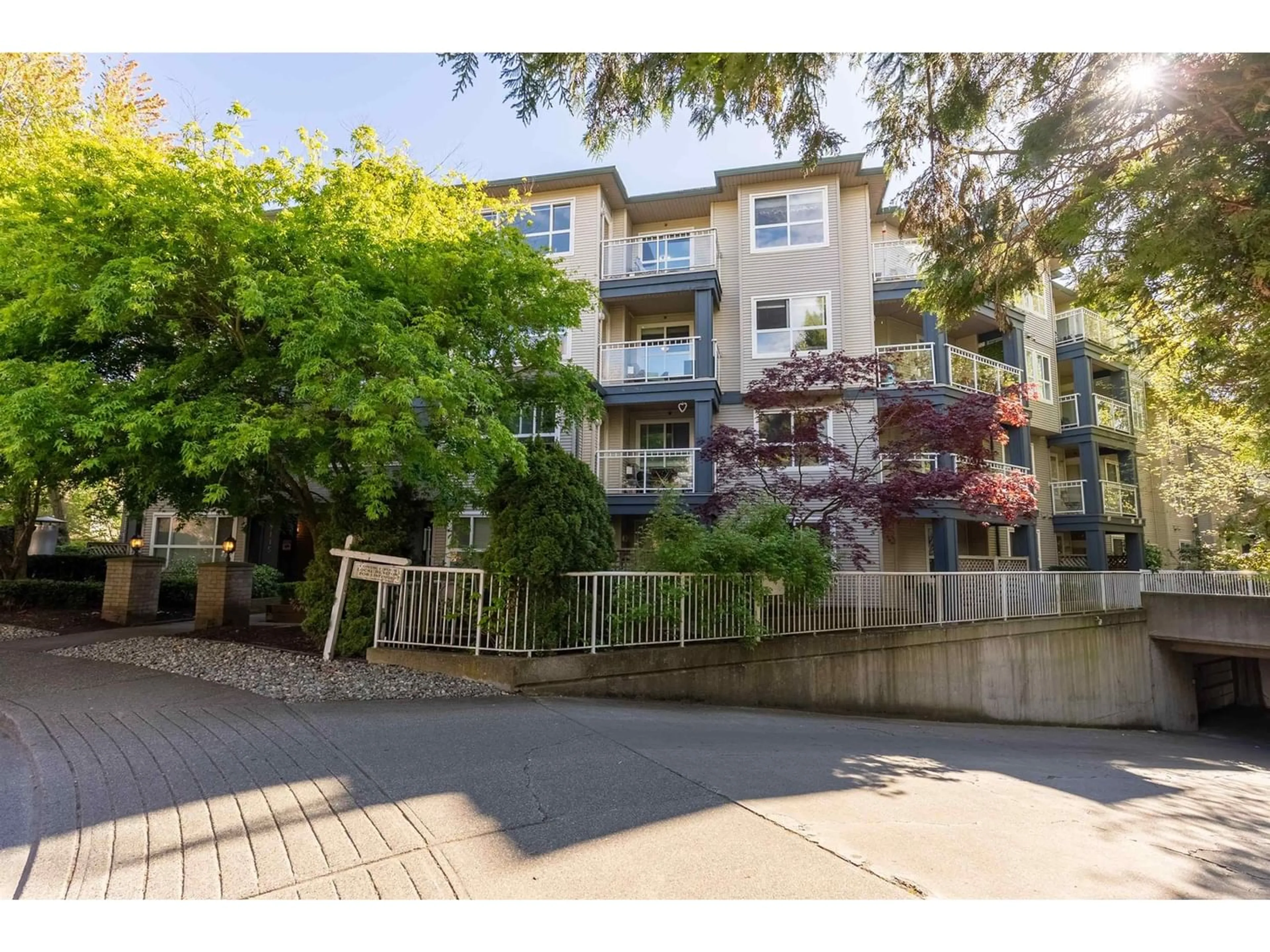 A pic from exterior of the house or condo for 307 8115 121A STREET, Surrey British Columbia V3W1J2