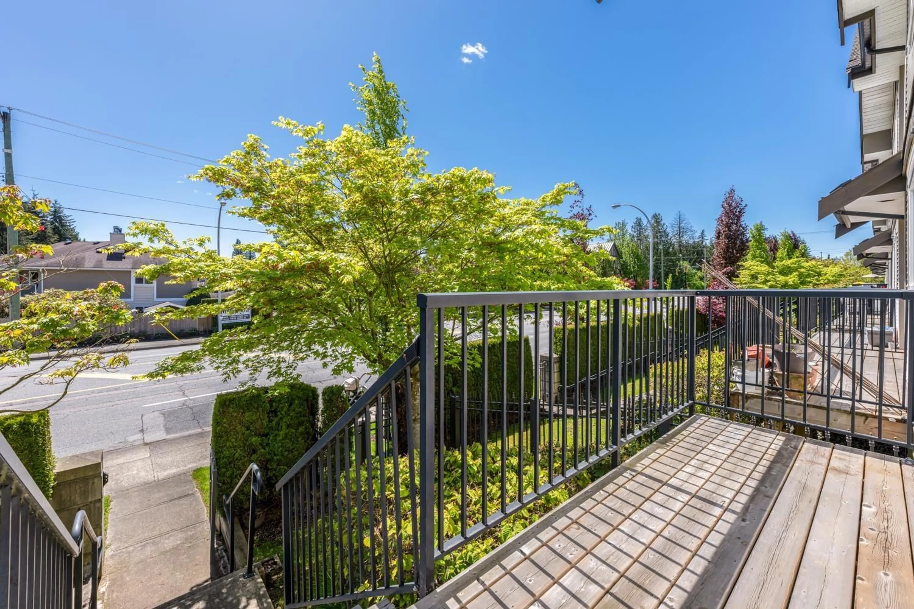 Fenced yard for 2 14855 100 AVENUE, Surrey British Columbia V3R2W1