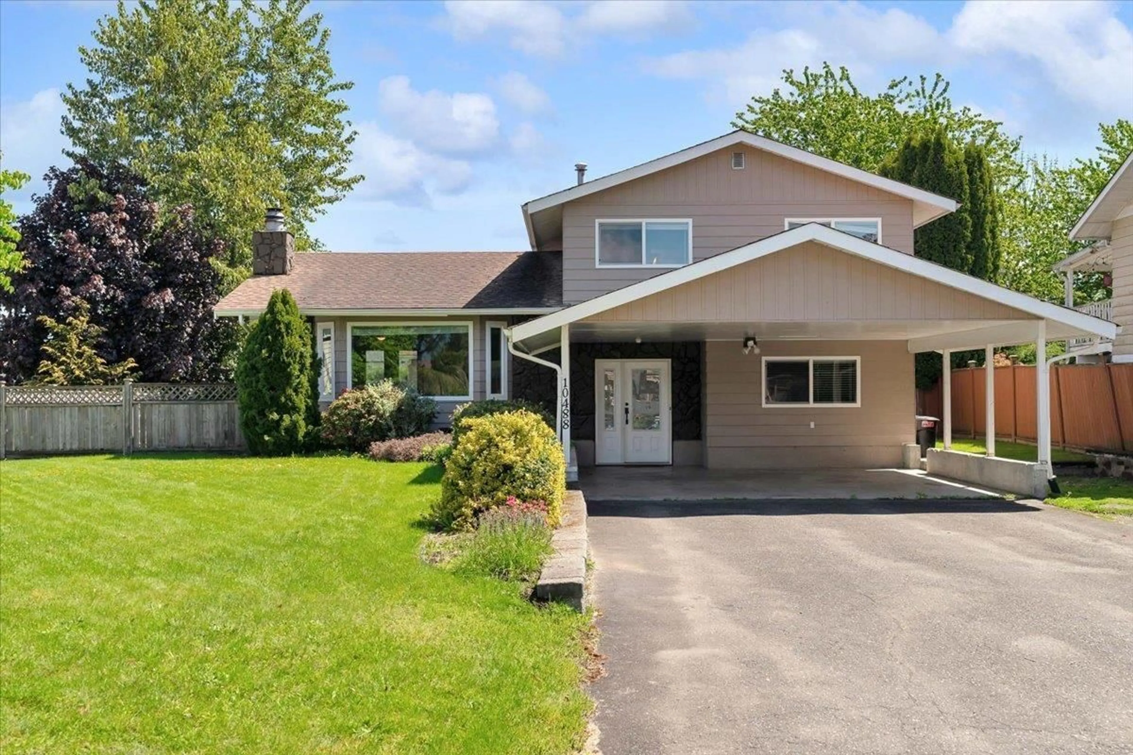 Frontside or backside of a home for 10488 GLASGOW STREET, Chilliwack British Columbia V2P6T3