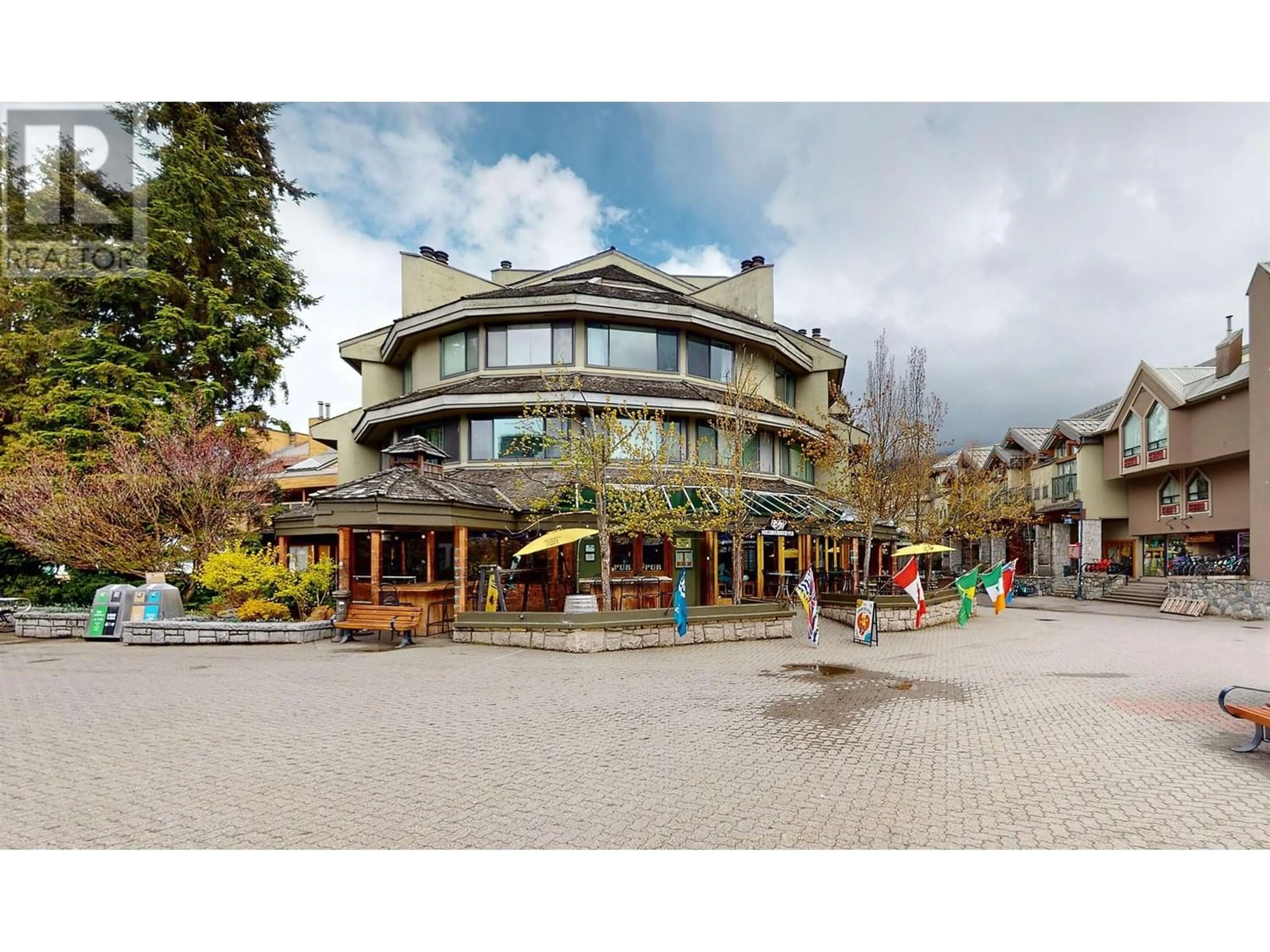 Street view for 301 4111 GOLFERS APPROACH, Whistler British Columbia V8E1A4