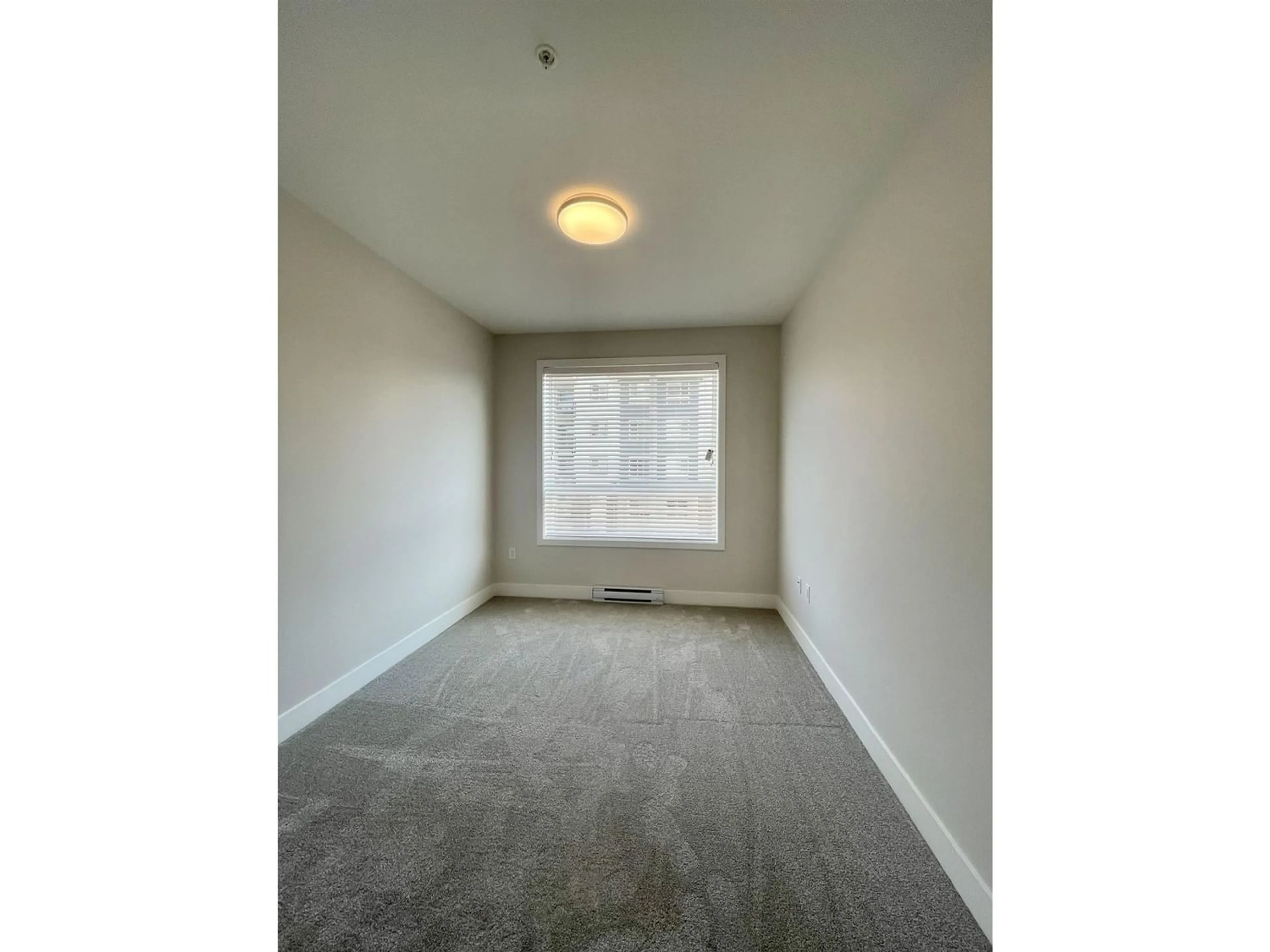 A pic of a room for 307 1514 MCCALLUM ROAD, Abbotsford British Columbia V2S8A3