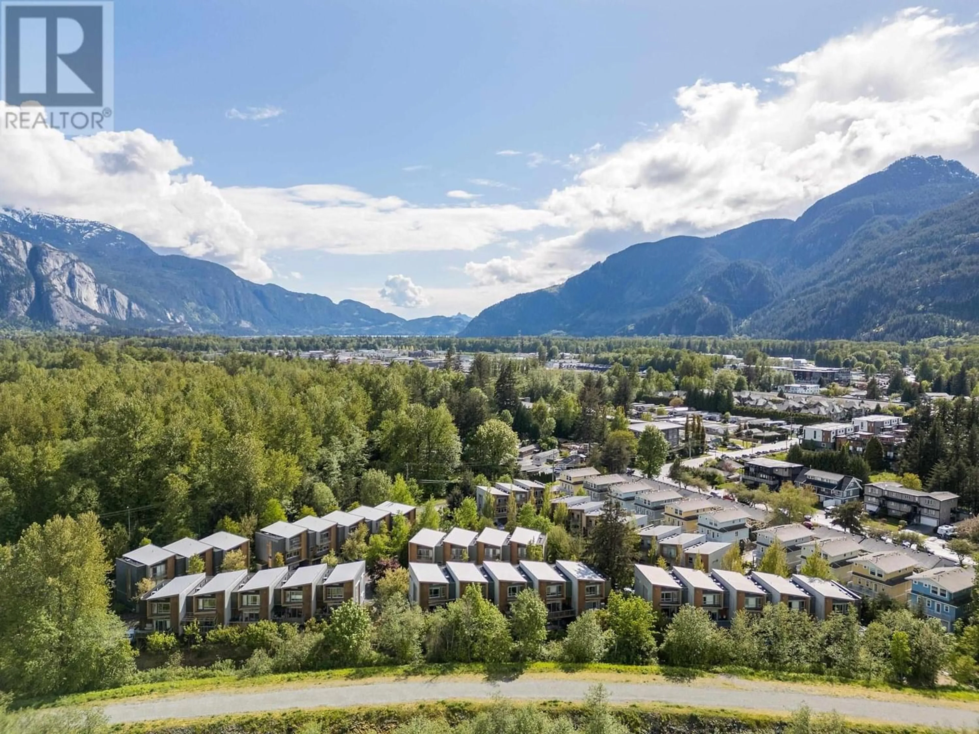 Lakeview for 10 39893 GOVERNMENT ROAD, Squamish British Columbia V8B0G7