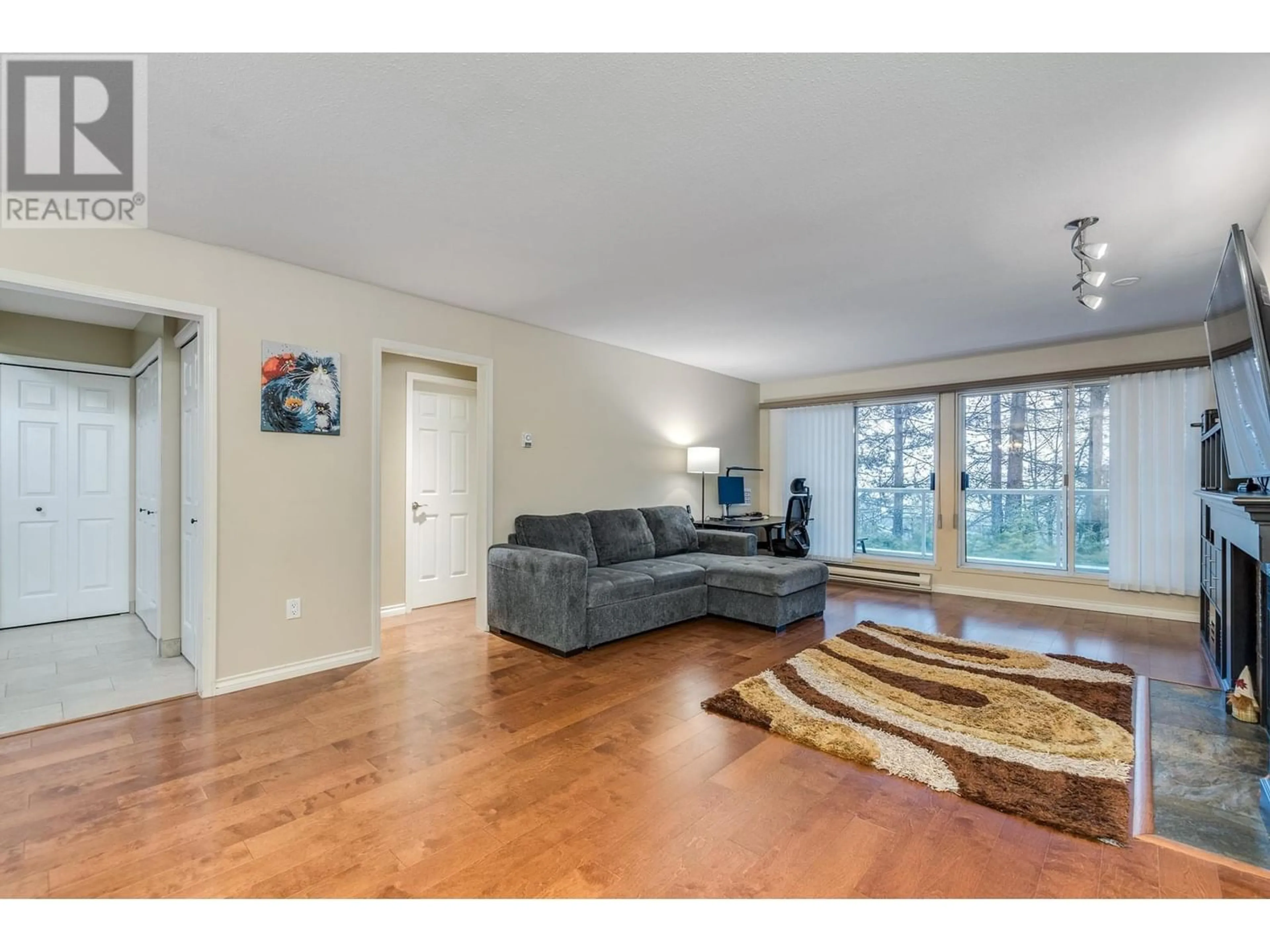 Living room for 202 2733 ATLIN PLACE, Coquitlam British Columbia V3C5B1