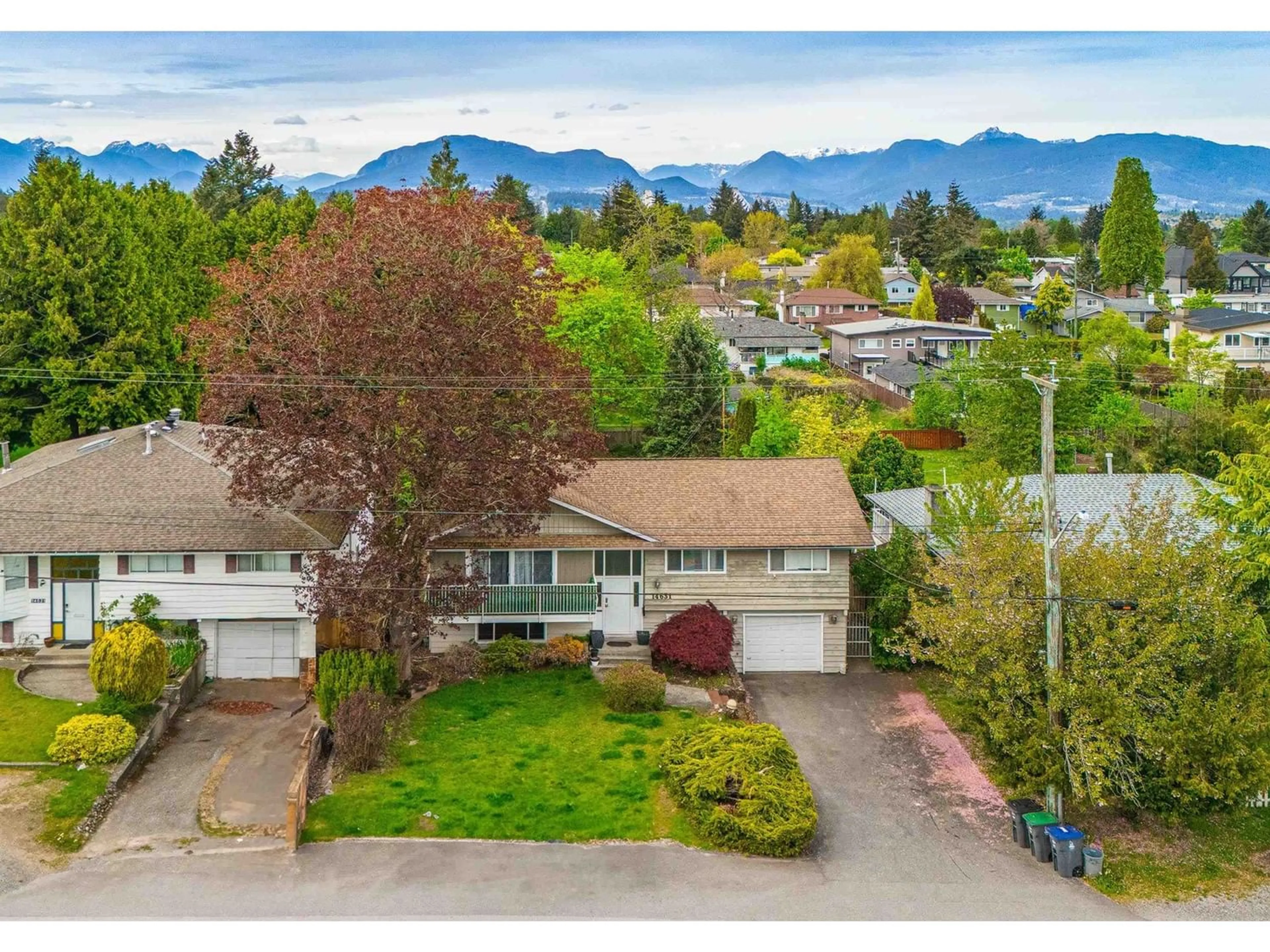 Frontside or backside of a home, the street view for 14631 105A AVENUE, Surrey British Columbia V3R5X8