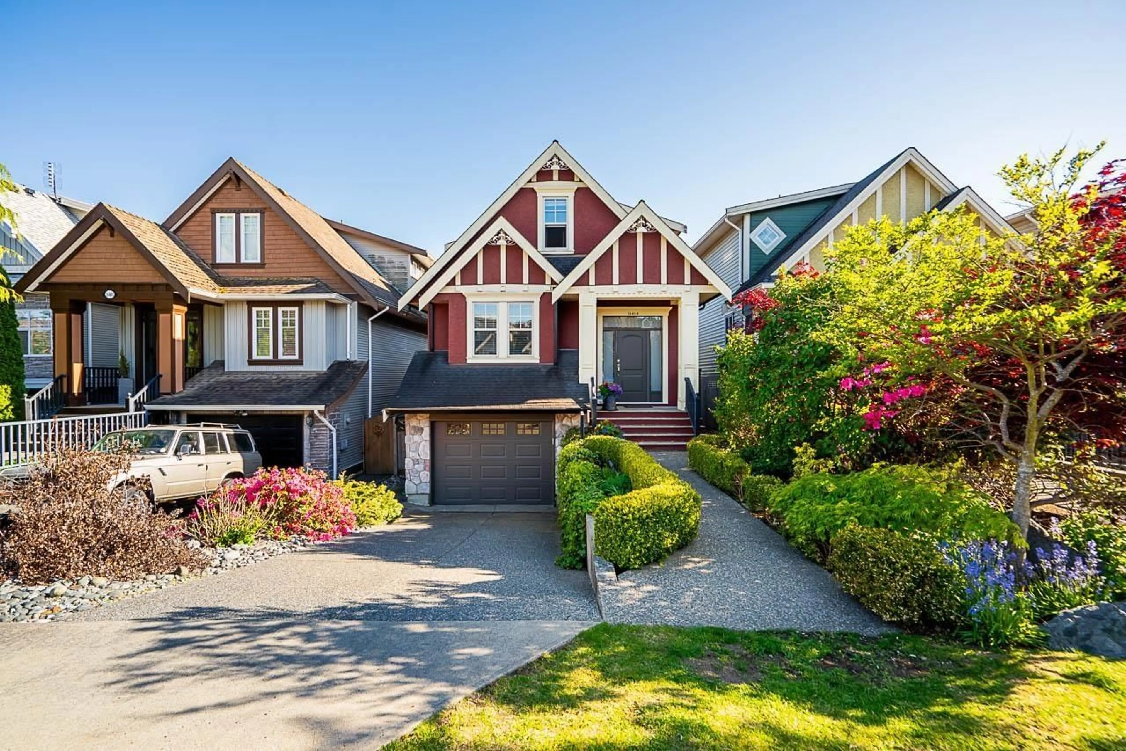 Frontside or backside of a home for 15454 GOGGS AVENUE, White Rock British Columbia V4B2N6