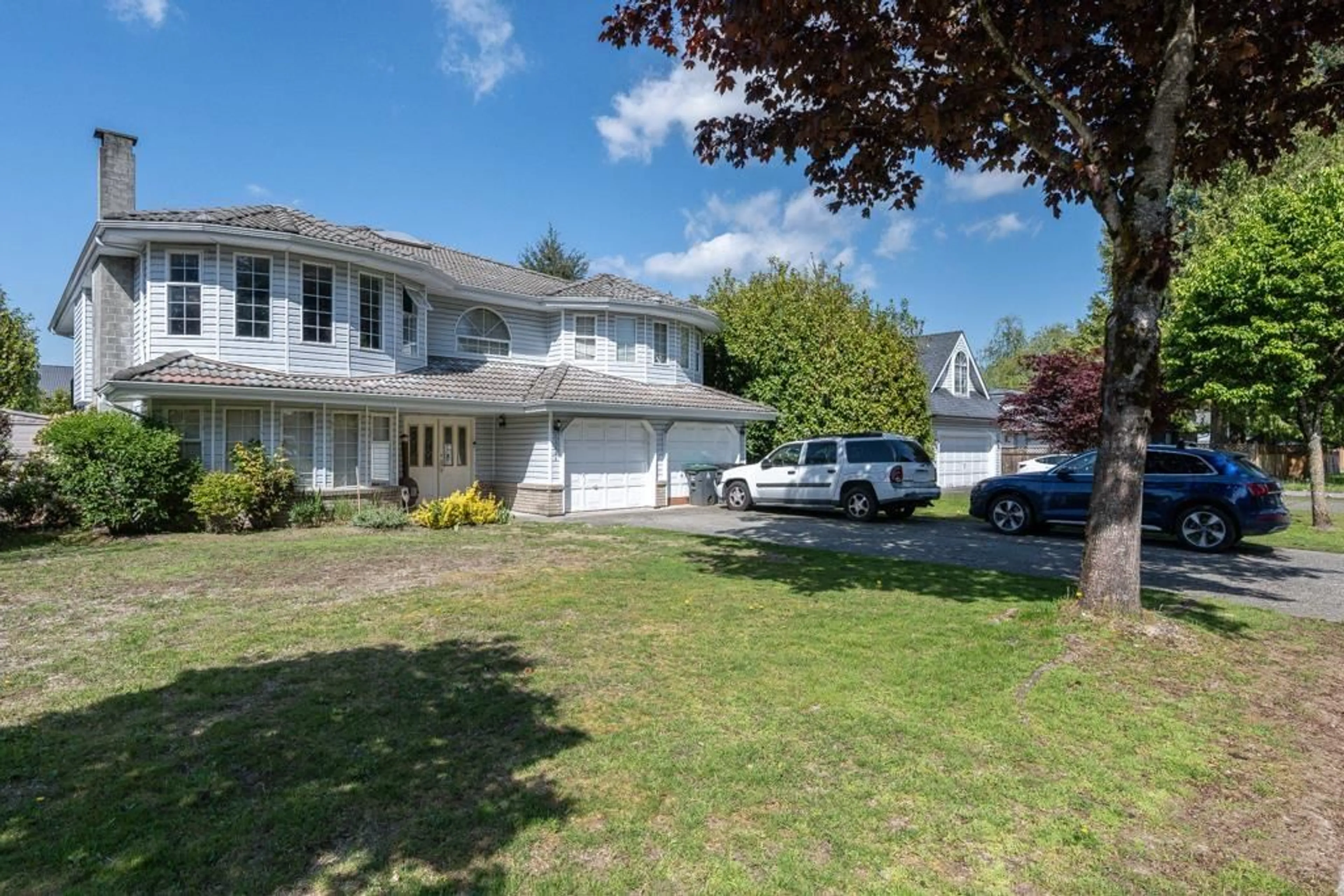 A pic from exterior of the house or condo, the street view for 15561 91A AVENUE, Surrey British Columbia V3R9X1