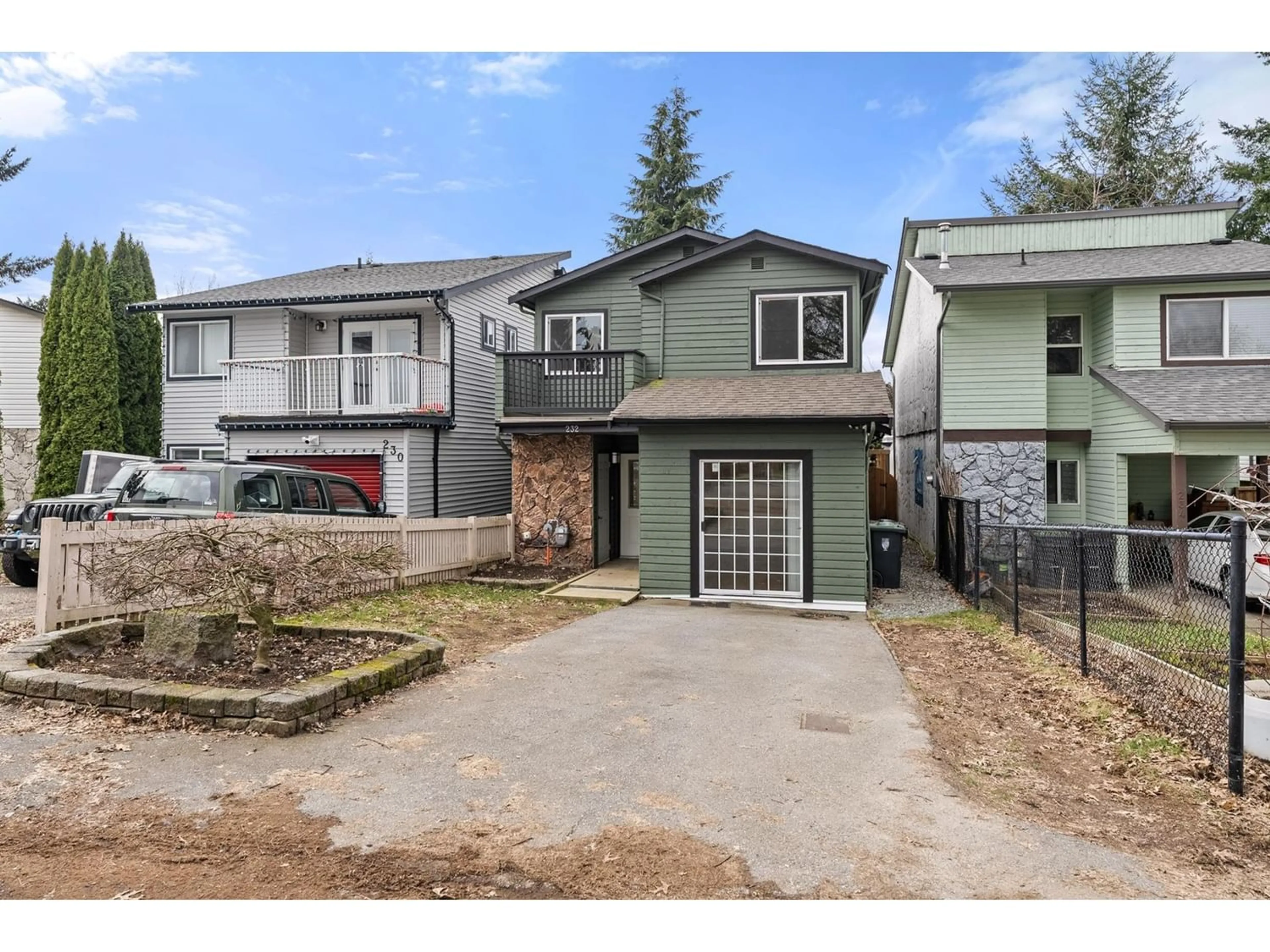 Frontside or backside of a home for 232 DAVIS CRESCENT, Langley British Columbia V4W3K7