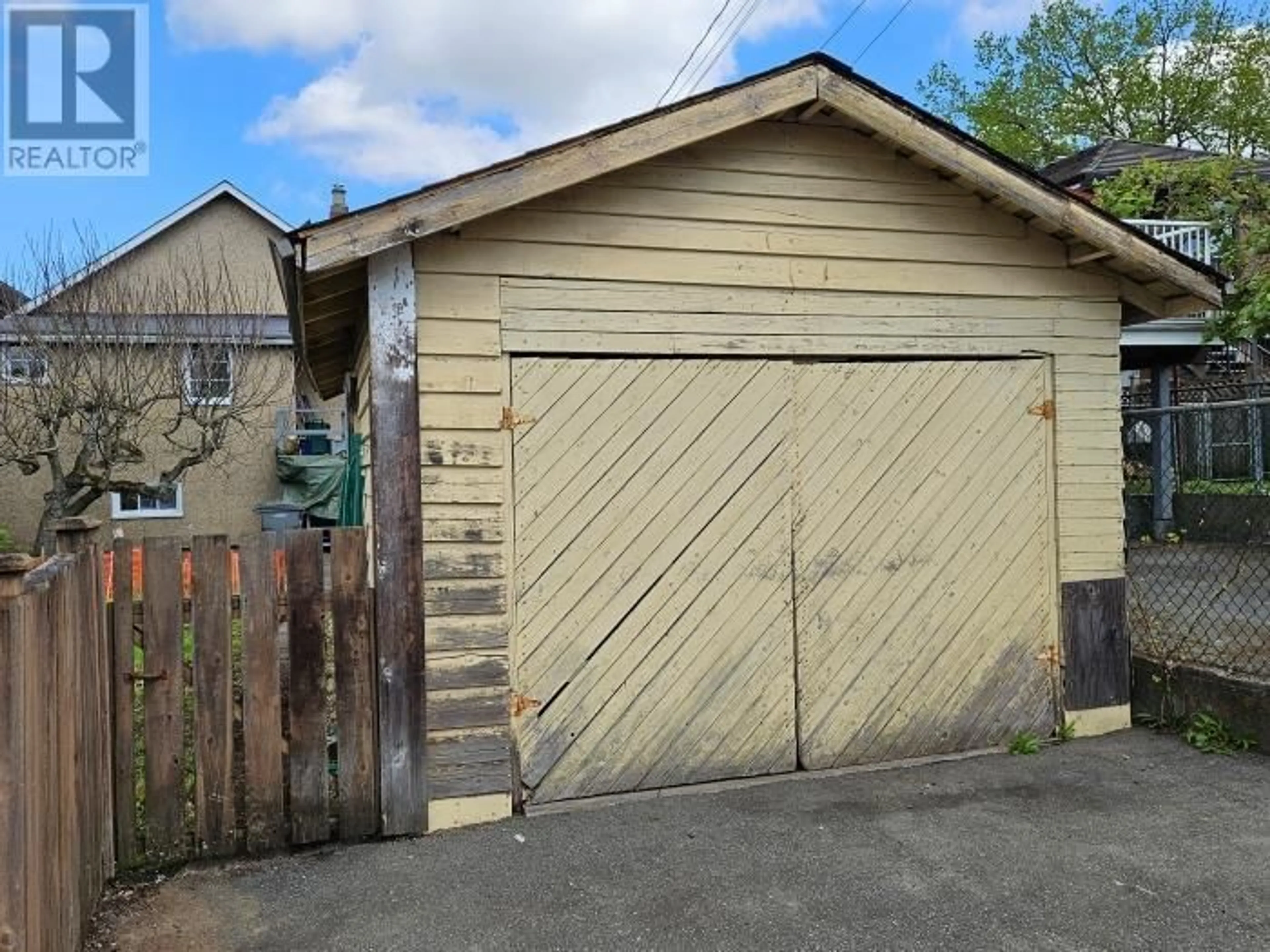 Shed for 2056 E 32ND AVENUE, Vancouver British Columbia V5N3B8