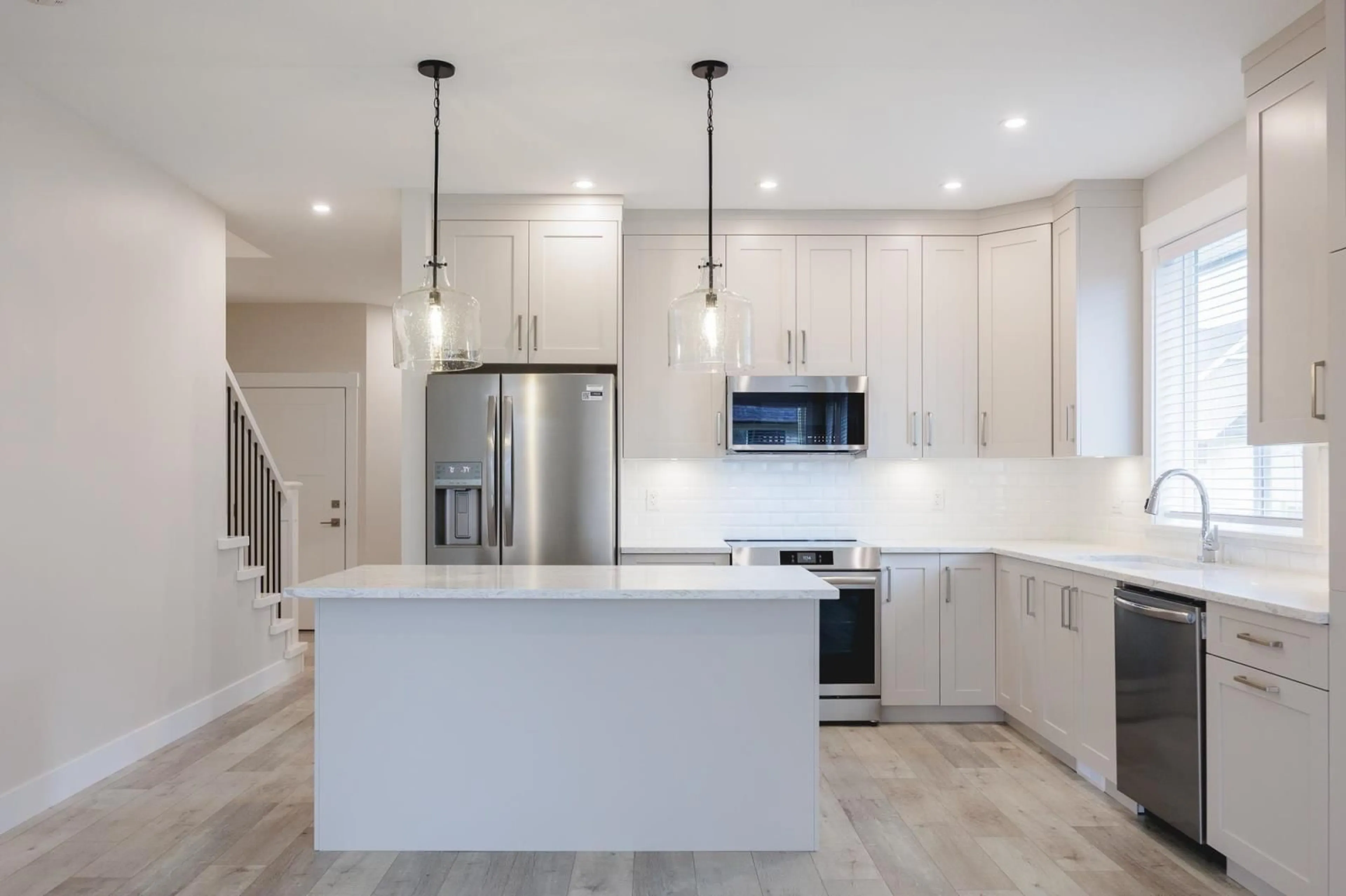 Open concept kitchen, unknown for 67 - 6211 CHILLIWACK RIVER ROAD, Chilliwack British Columbia V2R6A7