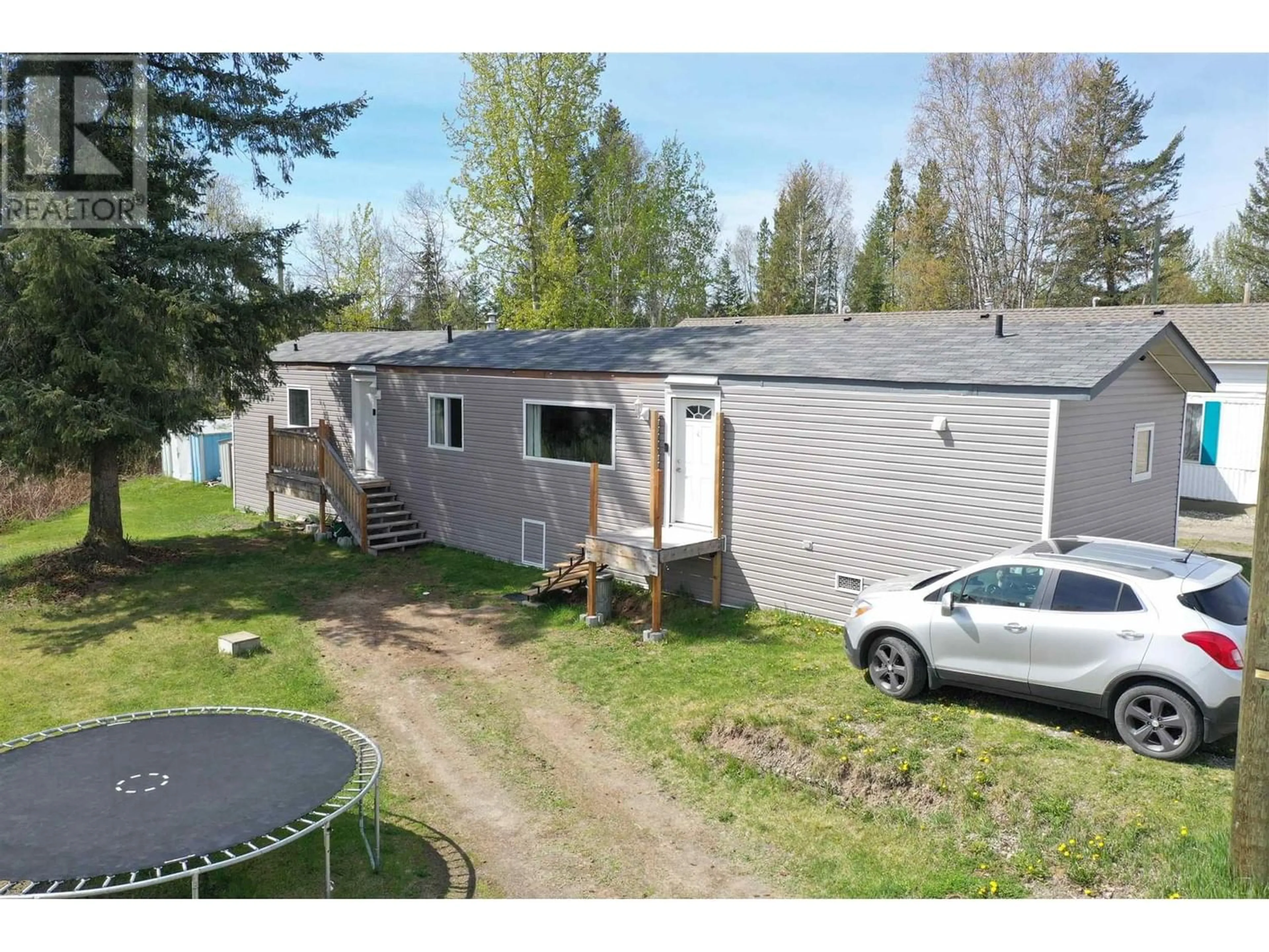 Outside view for 22 3387 RED BLUFF ROAD, Quesnel British Columbia V2J6G6