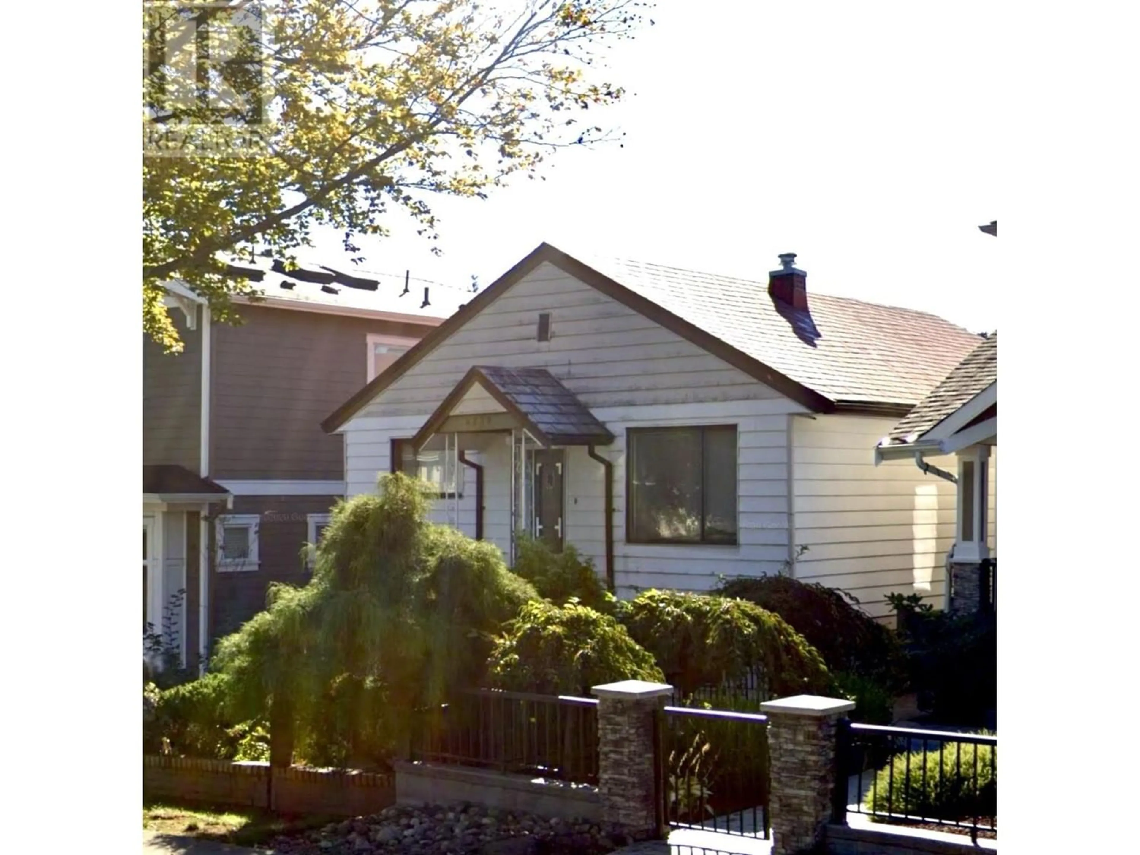 Frontside or backside of a home for 4210 UNION STREET, Burnaby British Columbia V5C2X4