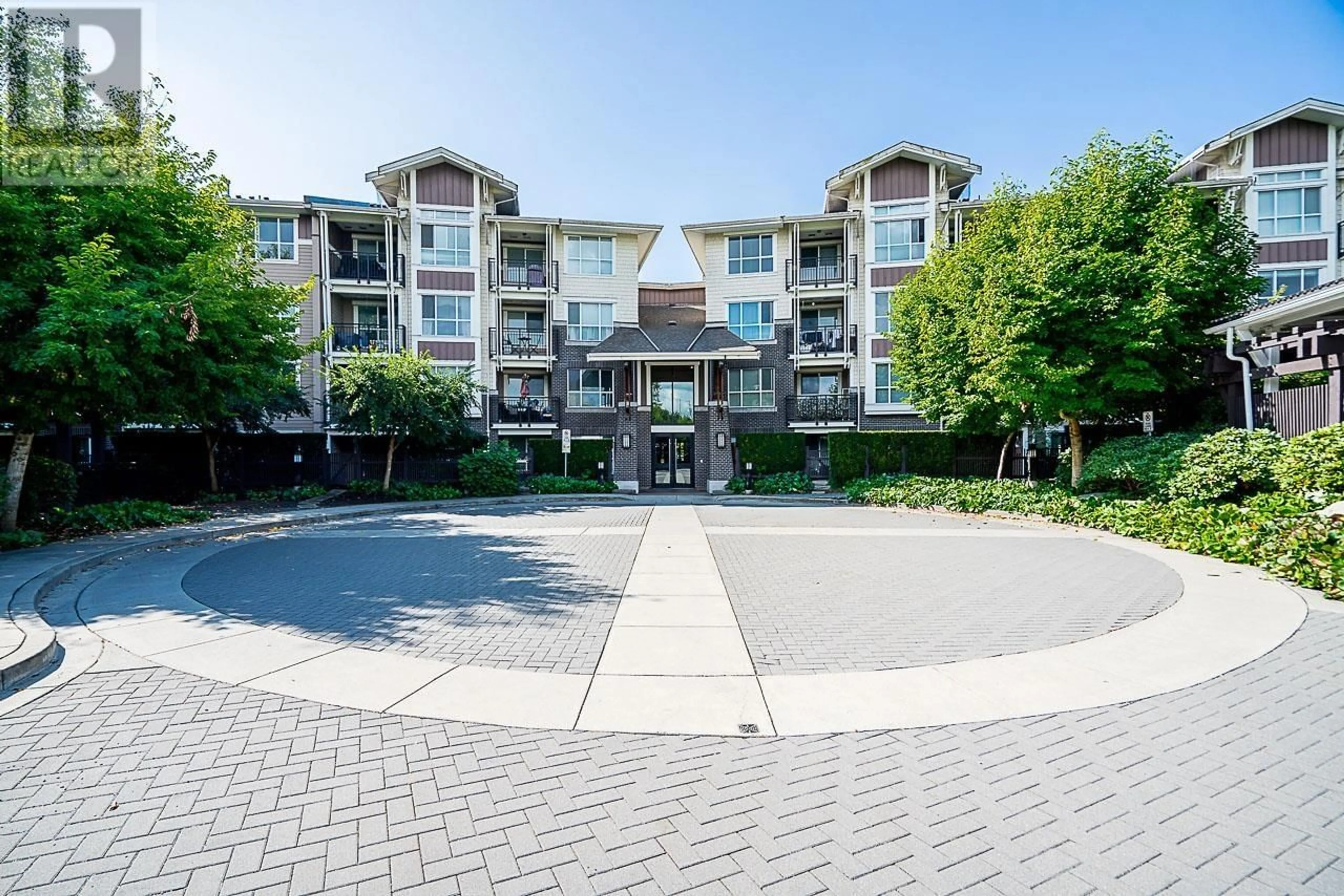 A pic from exterior of the house or condo for 228 5788 SIDLEY STREET, Burnaby British Columbia V5J0E4