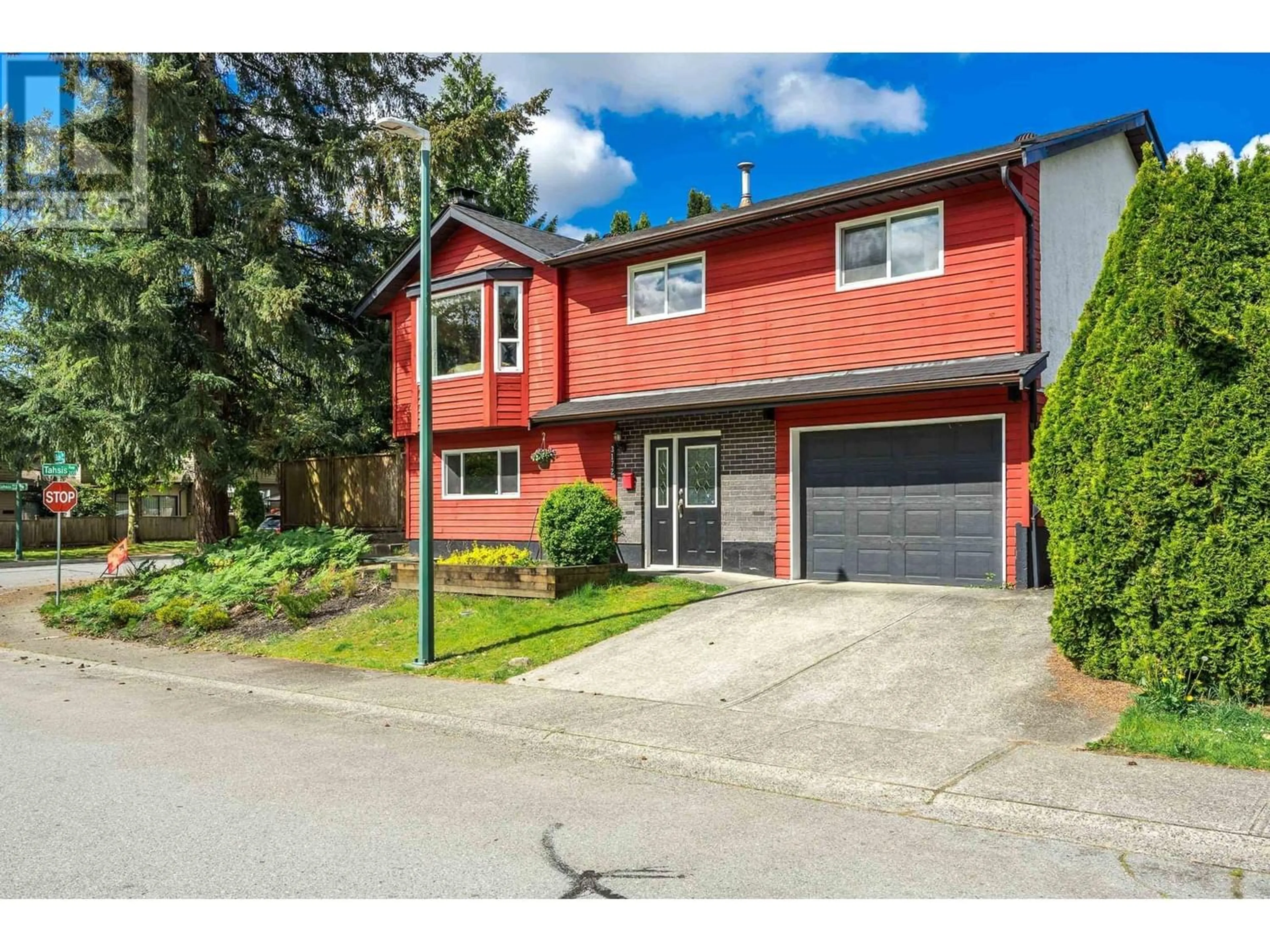 Frontside or backside of a home for 3172 BUTE CRESCENT, Coquitlam British Columbia V3B5Z7