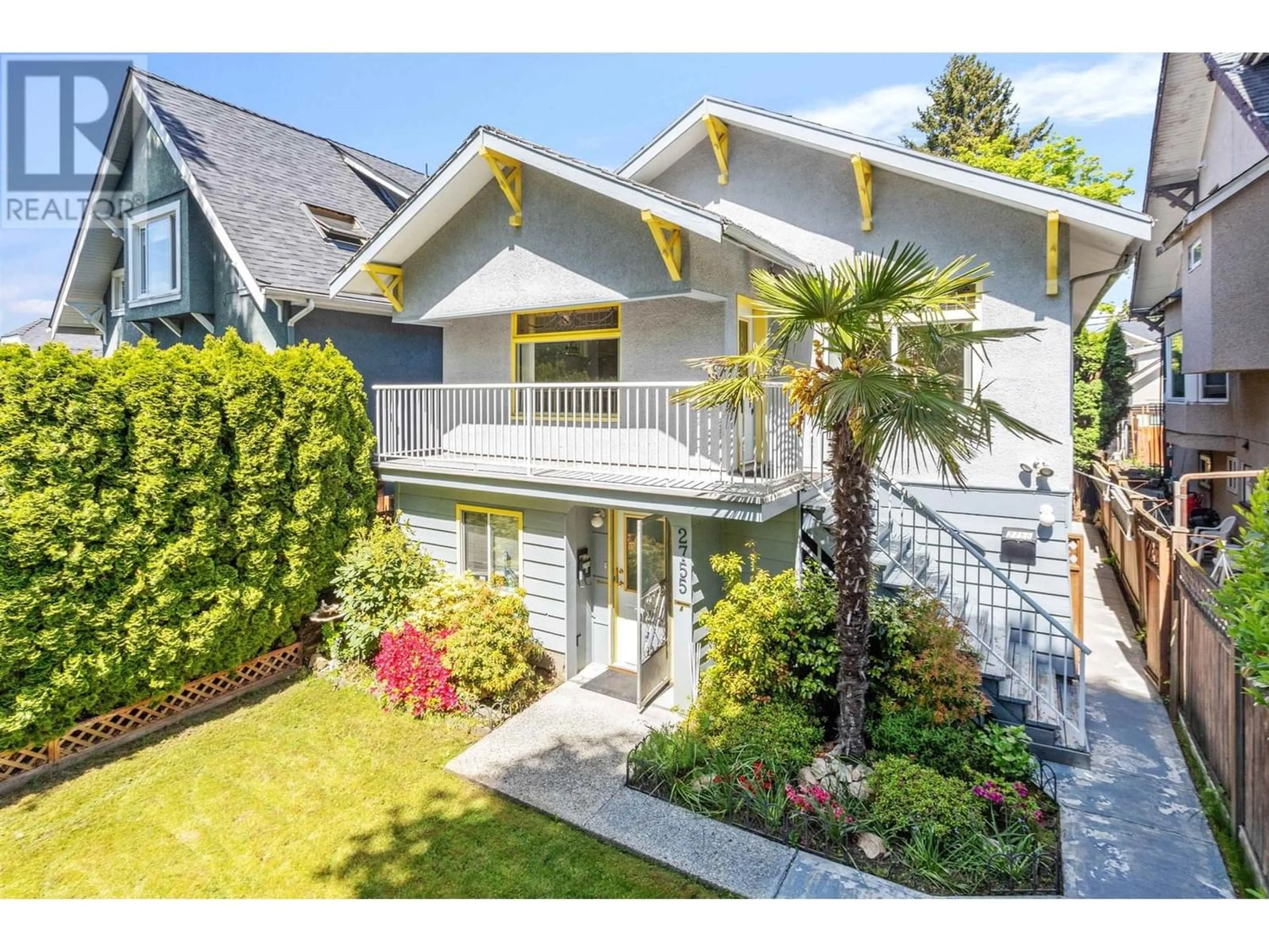Frontside or backside of a home for 2755 W 11TH AVENUE, Vancouver British Columbia V6K2L8