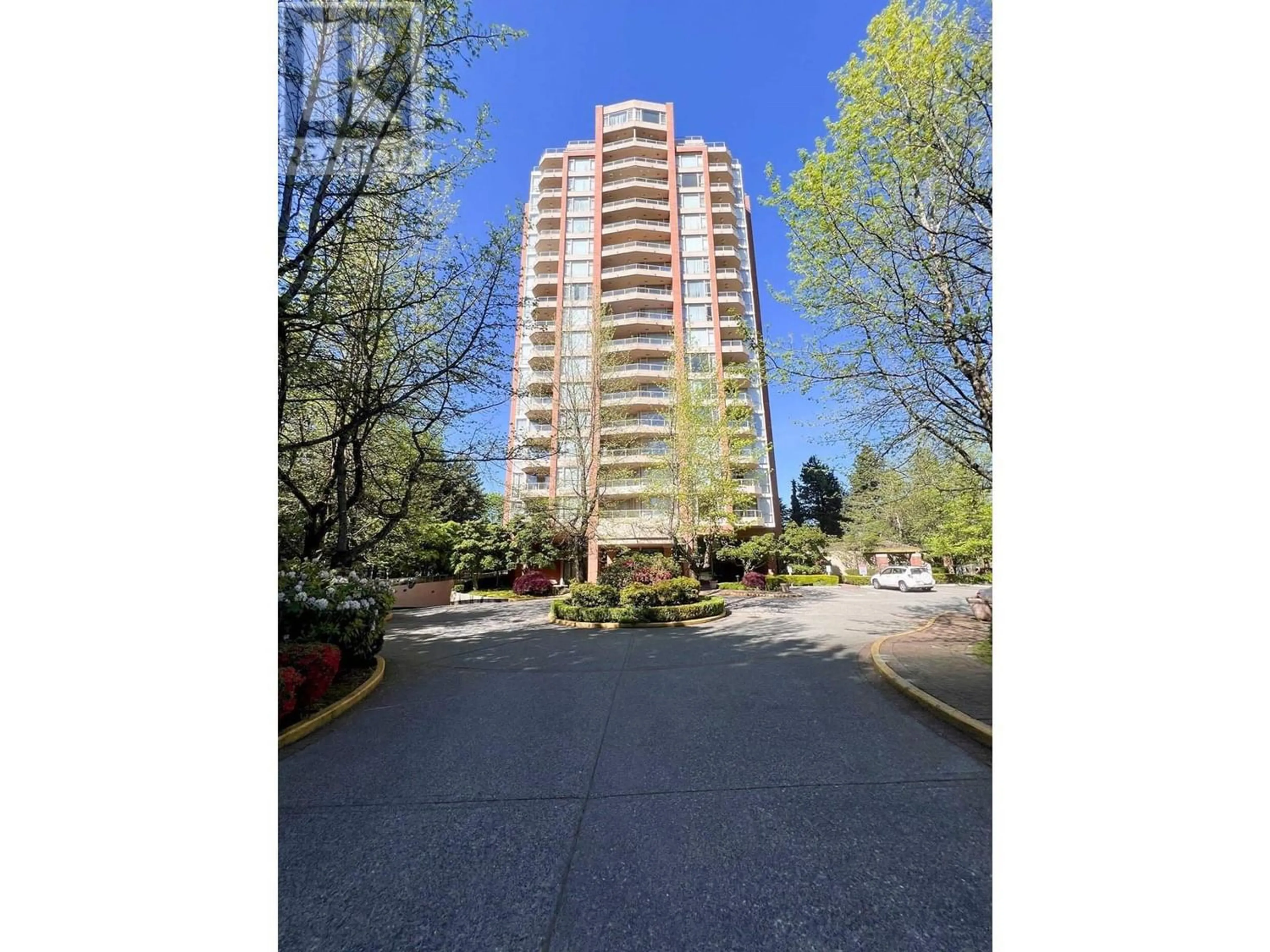 A pic from exterior of the house or condo for 1304 4657 HAZEL STREET, Burnaby British Columbia V5H4R2
