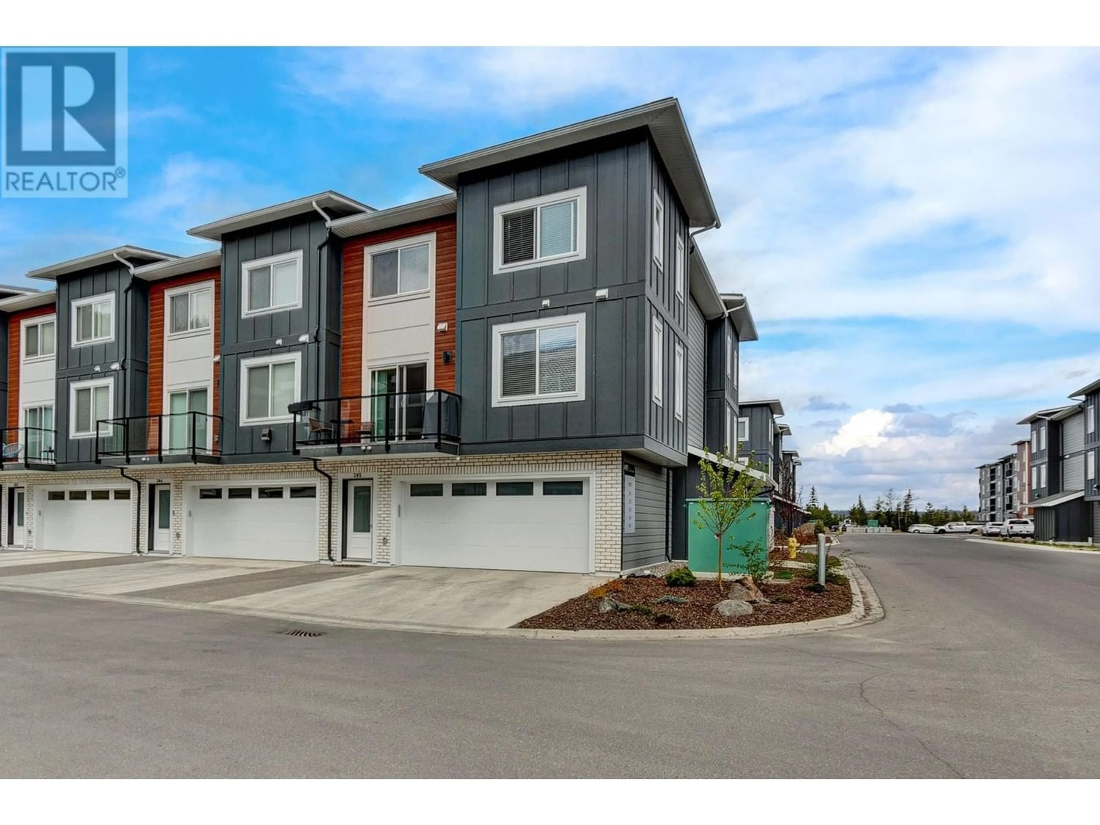 A pic from exterior of the house or condo for 305 4274 22ND AVENUE, Prince George British Columbia V2N0J4