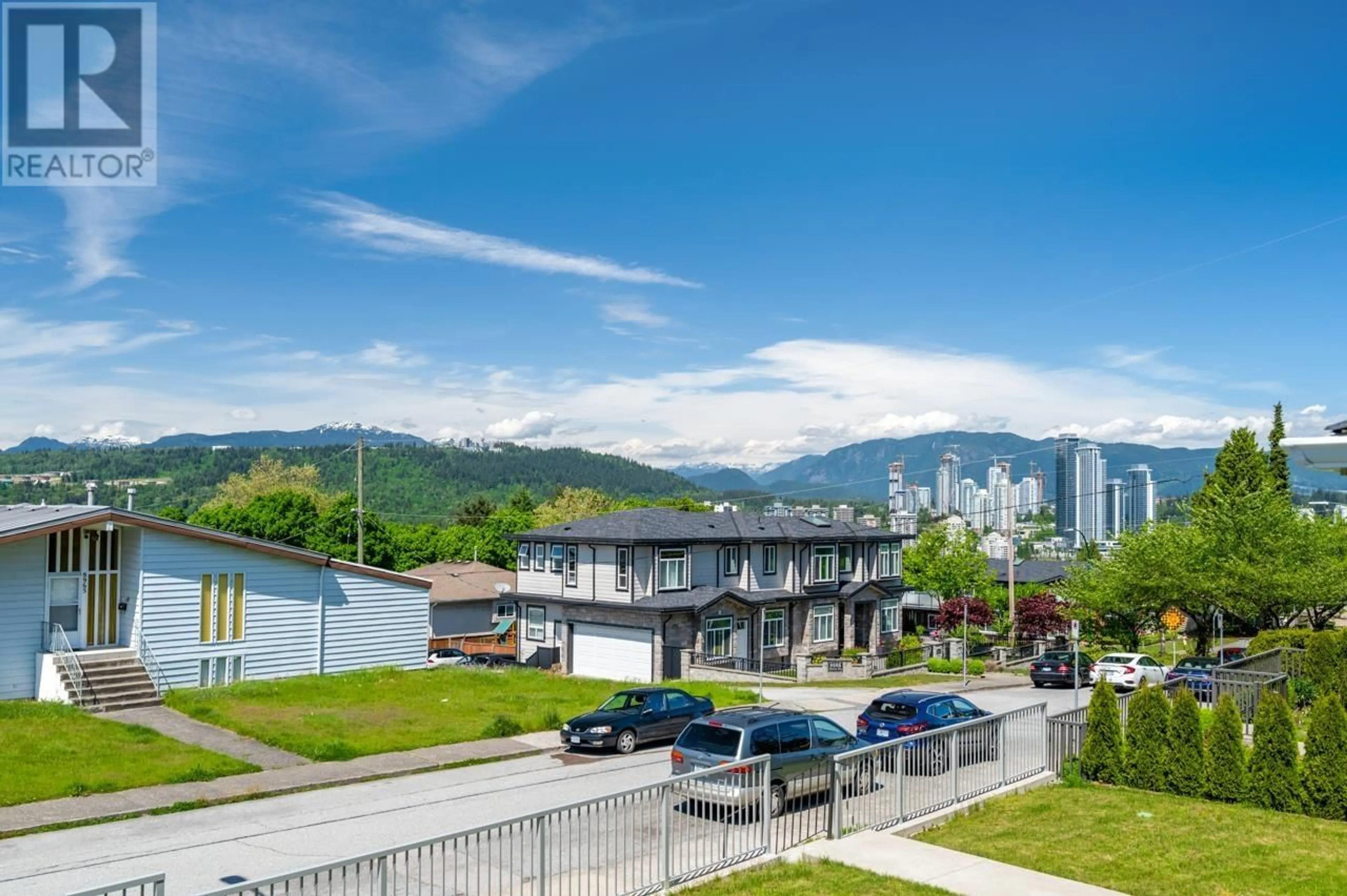 A pic from exterior of the house or condo for 8940 MONROE AVENUE, Burnaby British Columbia V3N4E6