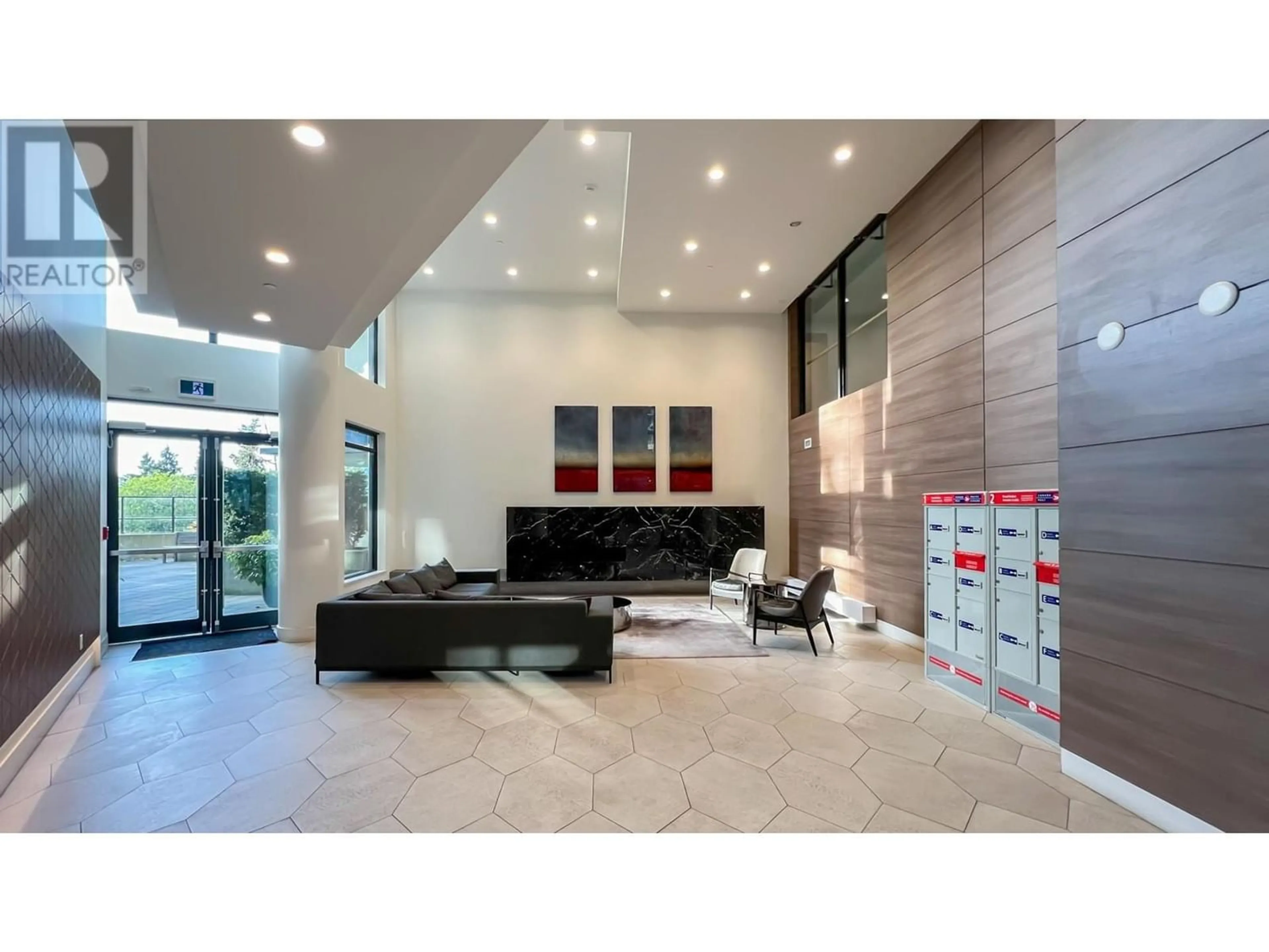 Indoor lobby for 1101 8850 UNIVERSITY CRESCENT, Burnaby British Columbia V5A4Y8