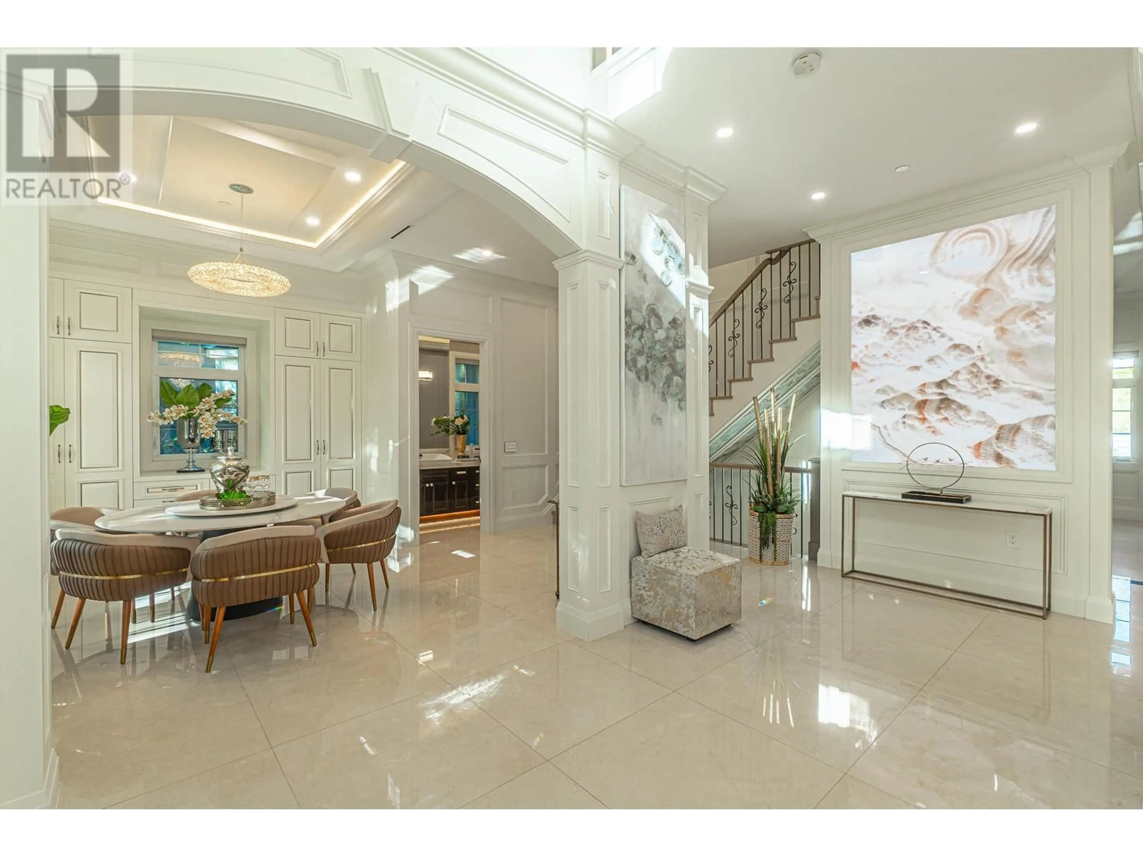 Indoor foyer for 6038 MARGUERITE STREET, Vancouver British Columbia V6M3L1