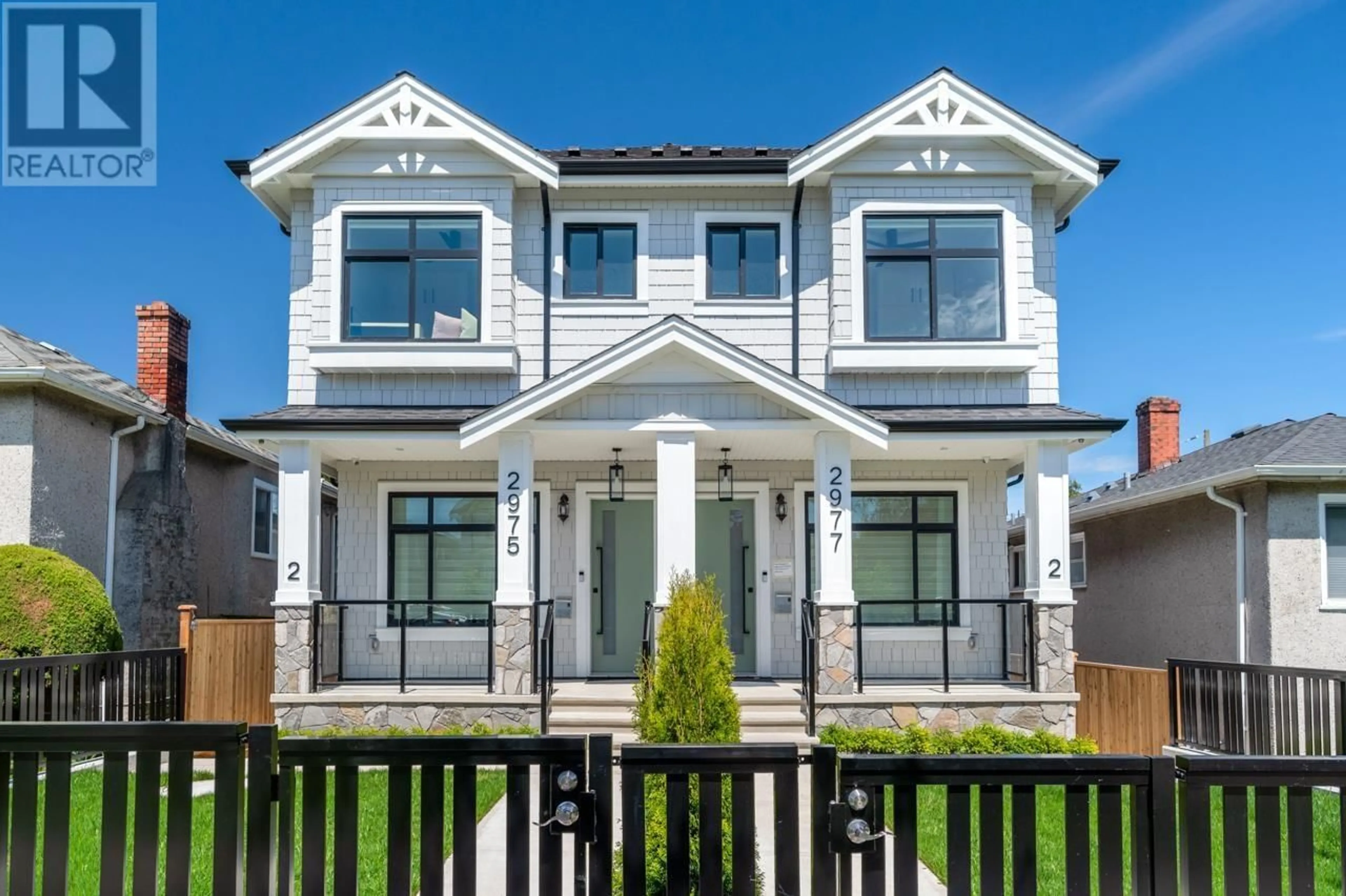 Frontside or backside of a home for 2975 E 42ND AVENUE, Vancouver British Columbia V5R2Y6